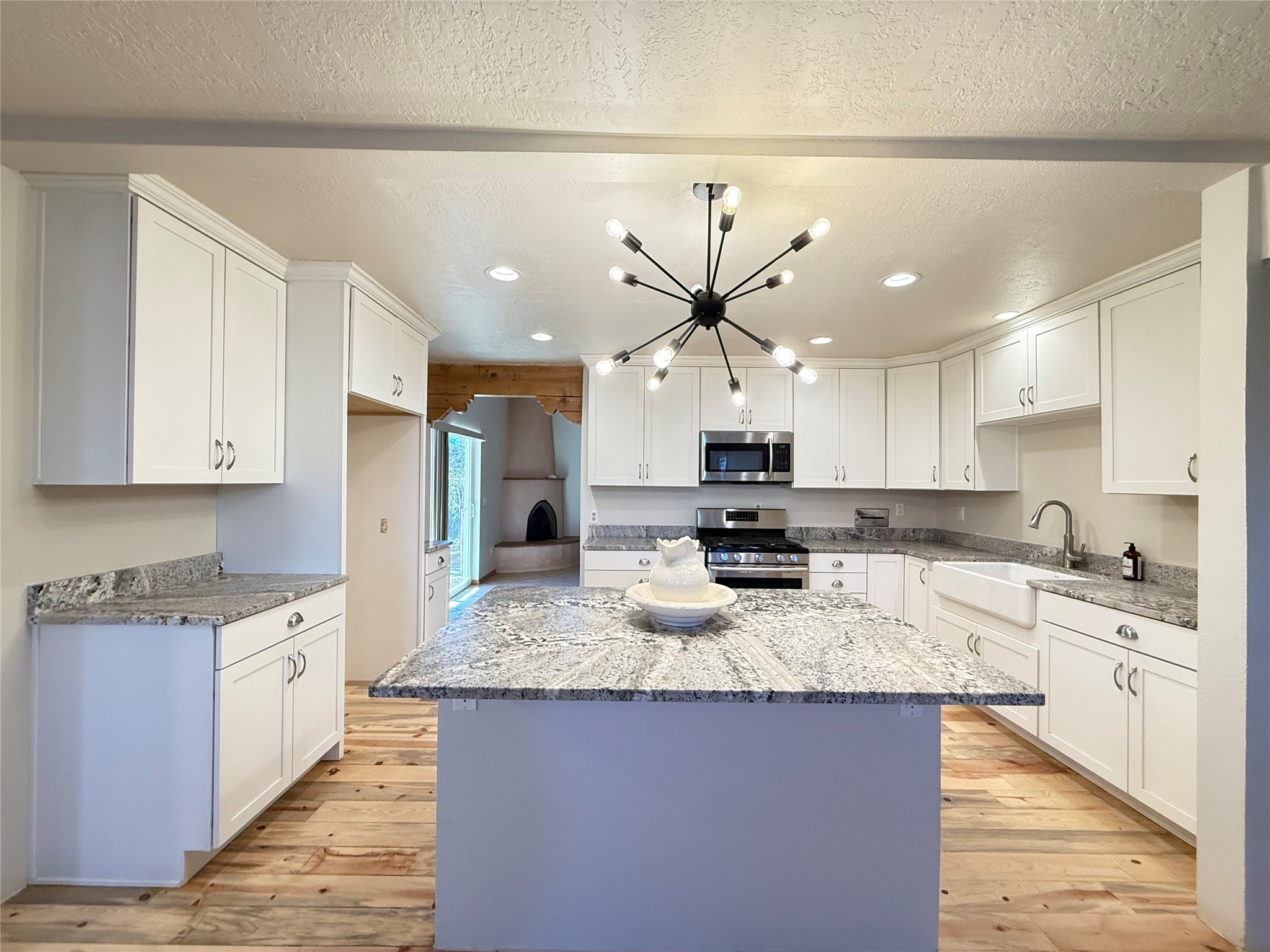 1108 CALLE DEL CIELO