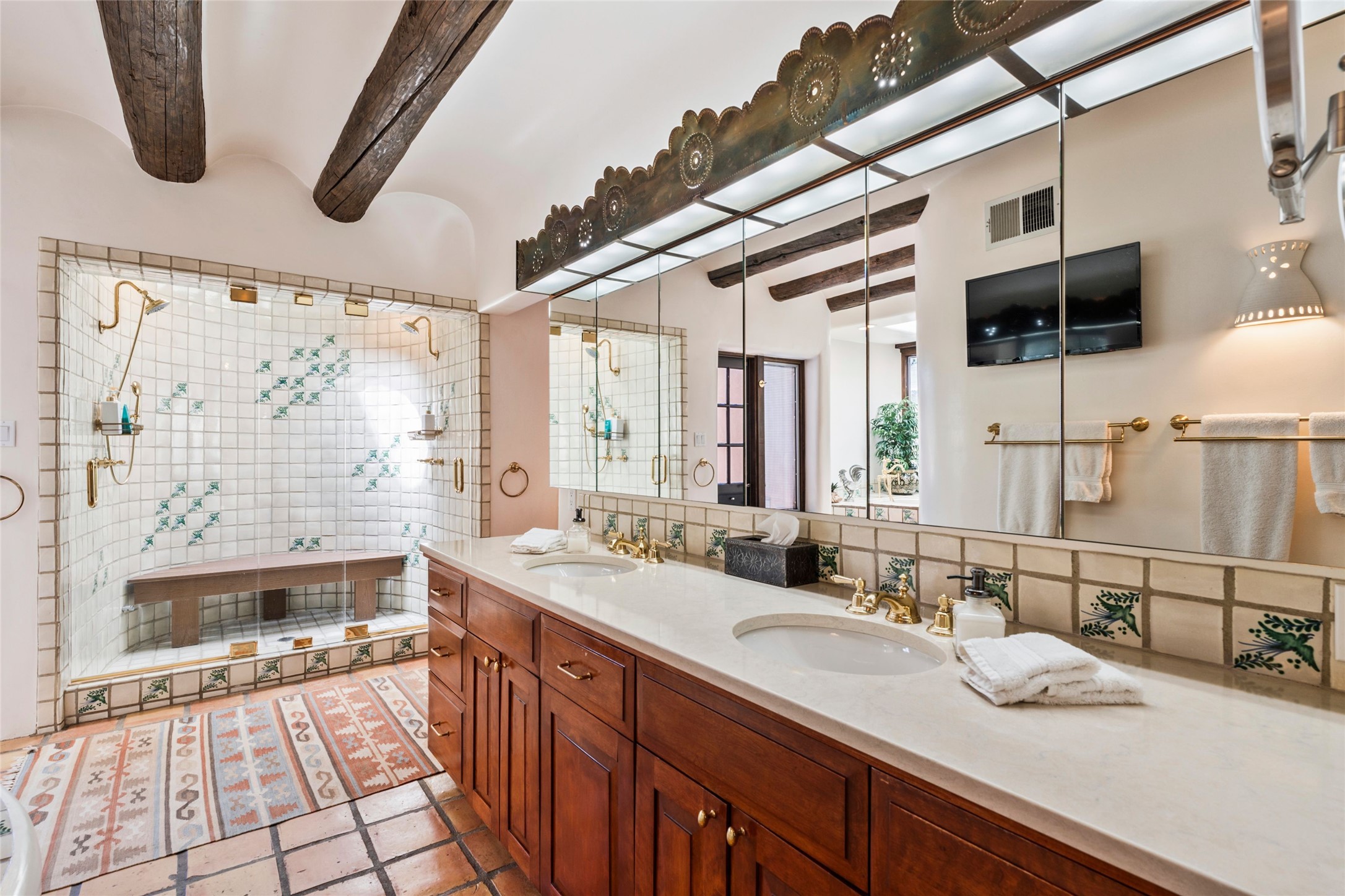 620 Camino Rancheros