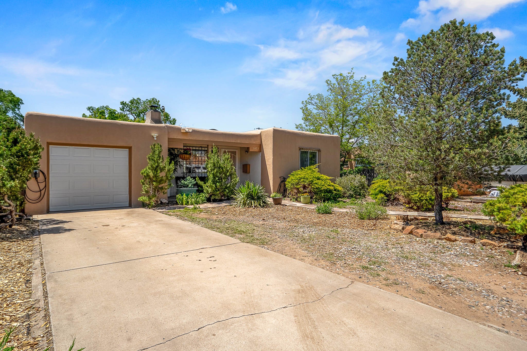 1413 Santa Cruz Drive