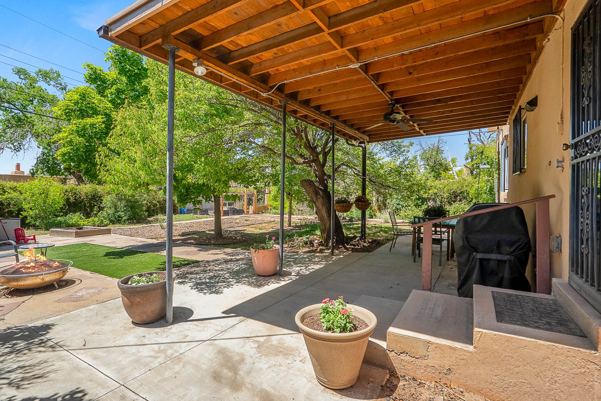 1413 Santa Cruz Drive