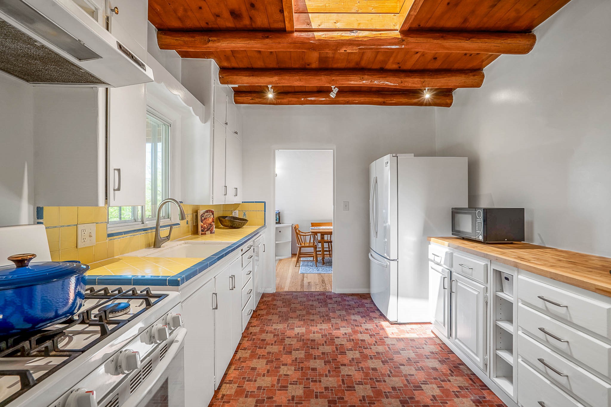 1413 Santa Cruz Drive