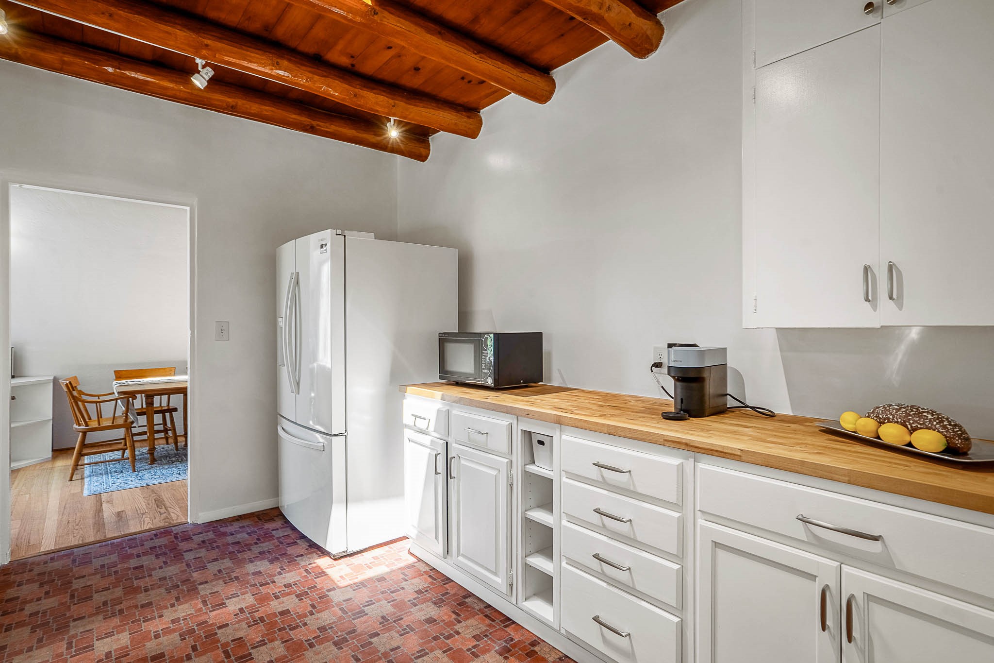 1413 Santa Cruz Drive
