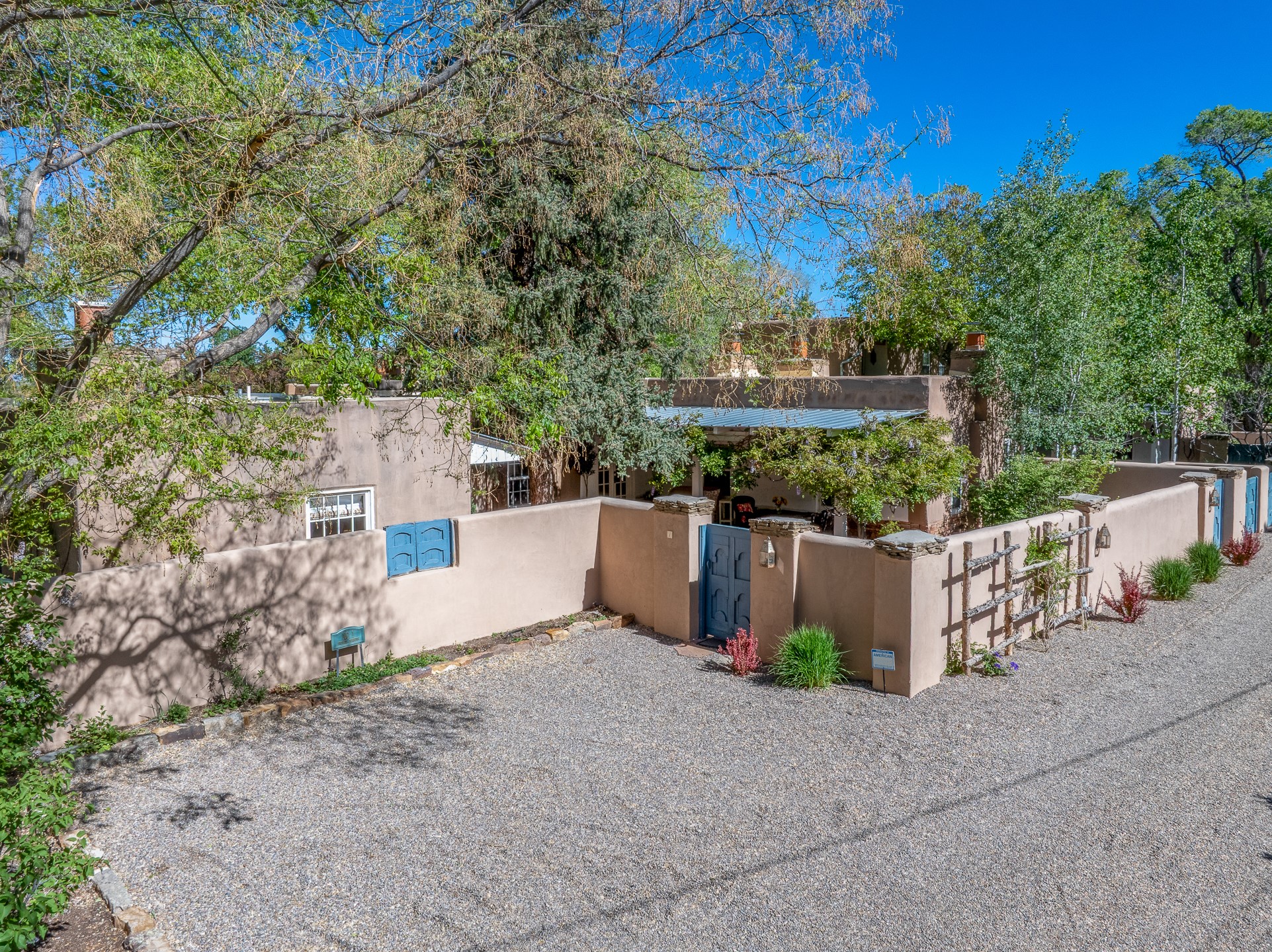 767 Acequia Madre 1