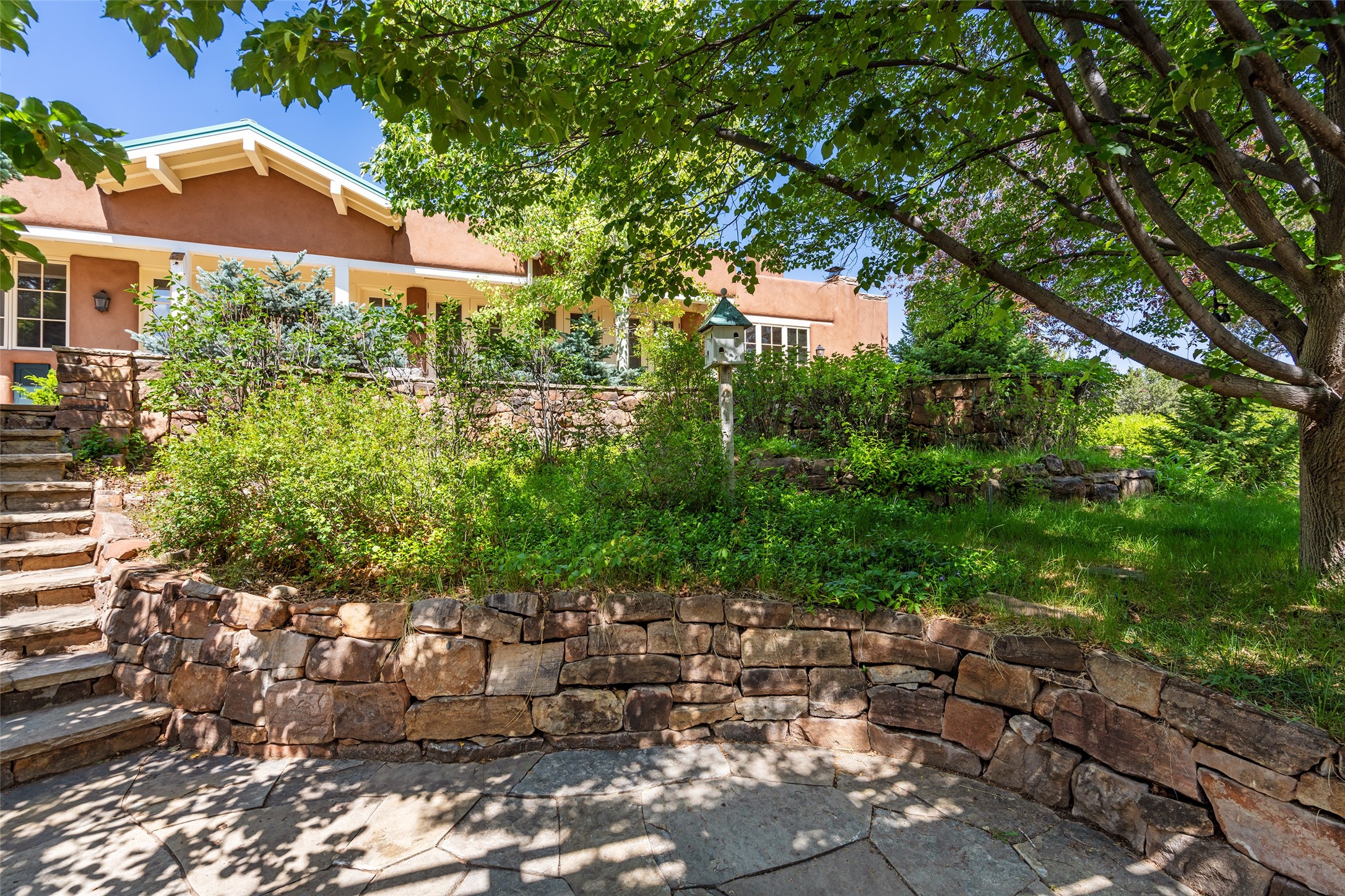 10 San Rafael Drive