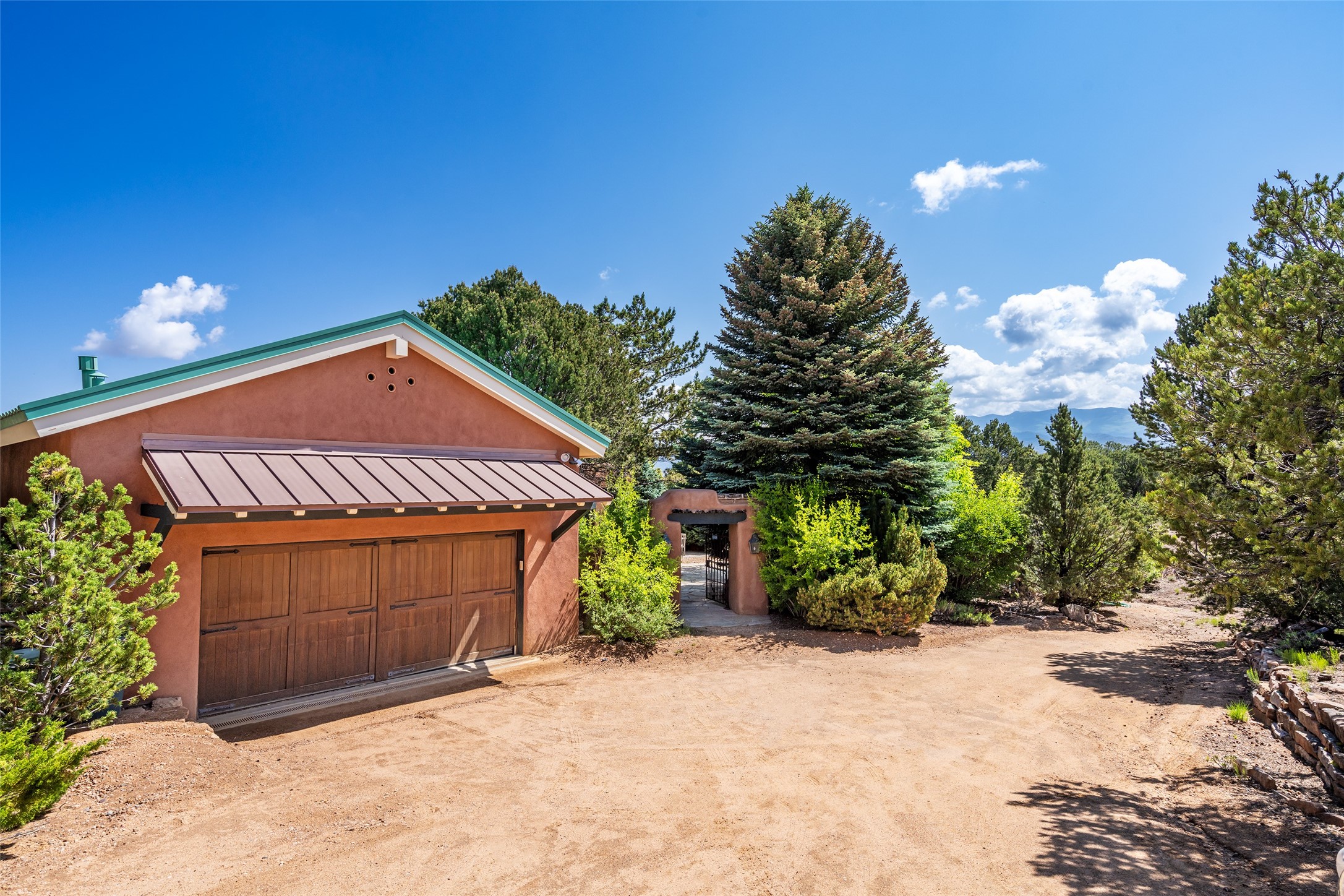 10 San Rafael Drive