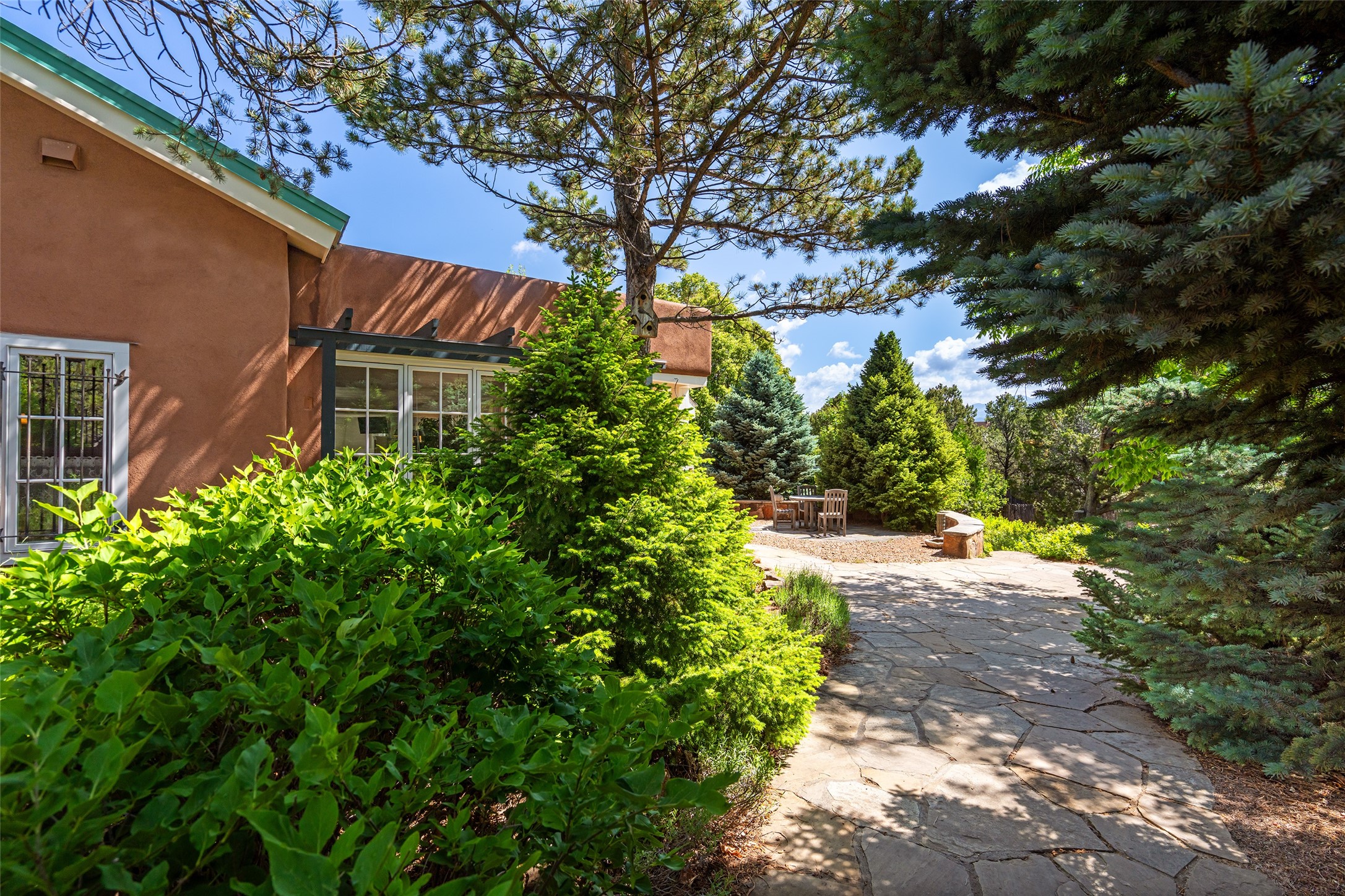 10 San Rafael Drive
