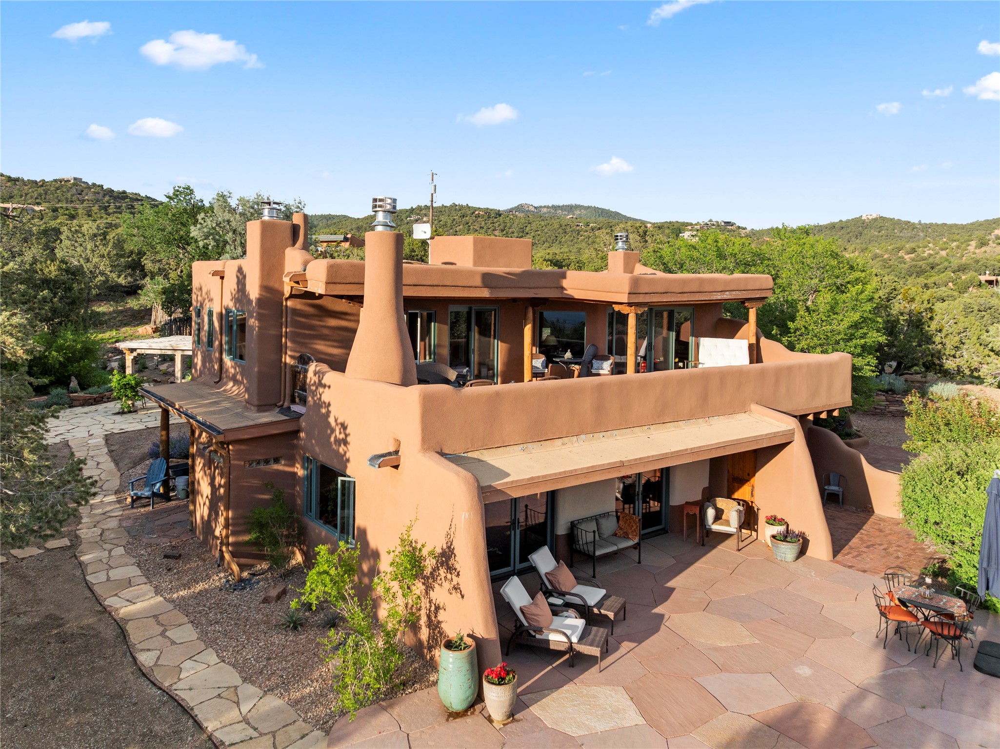 15 Cielo Cumbre Road