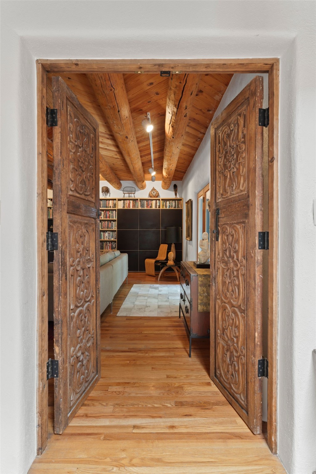 815 Camino Del Poniente