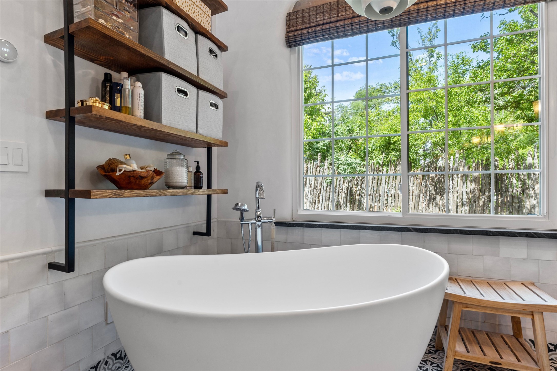 815 Camino Del Poniente