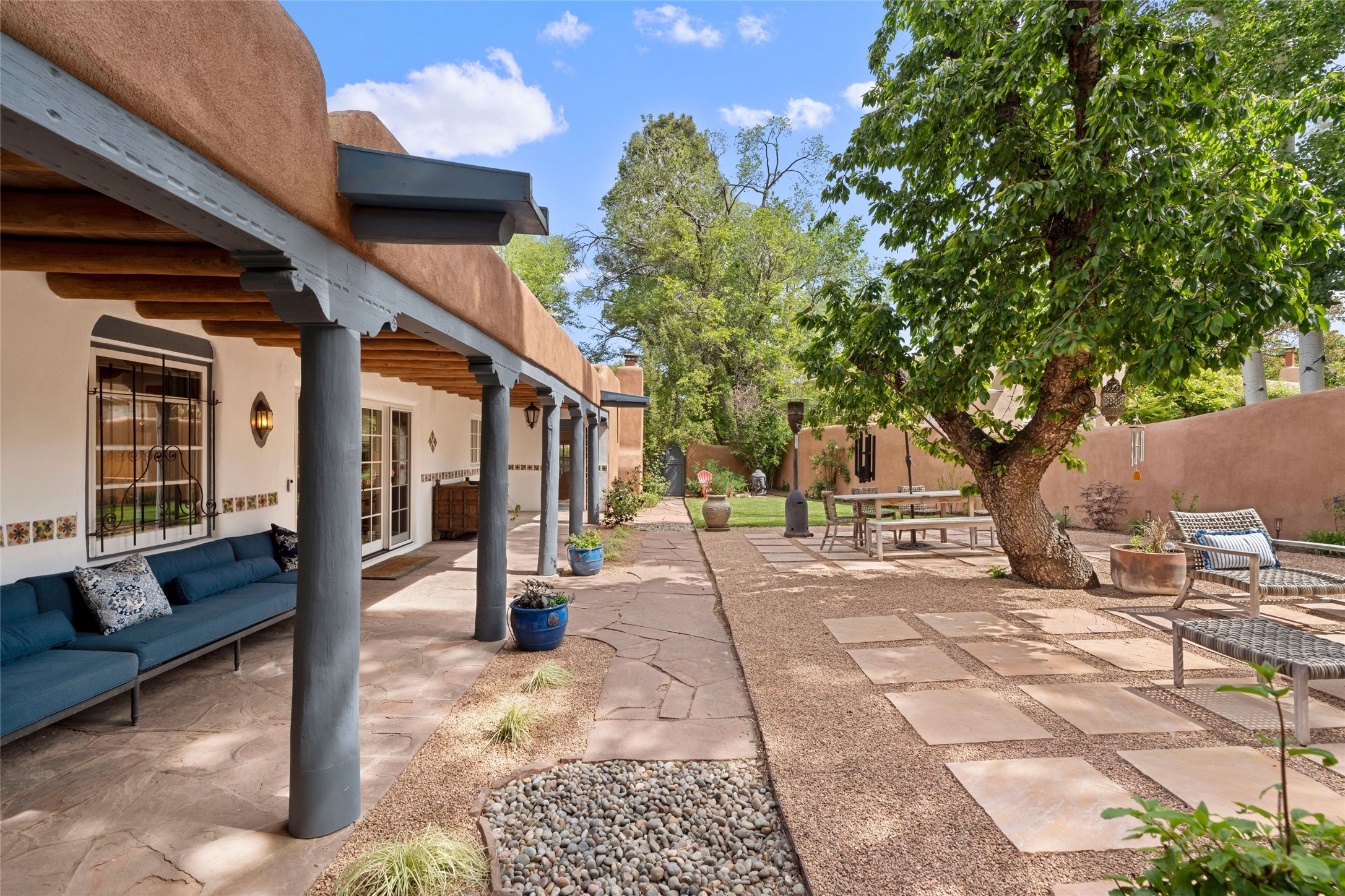 815 Camino Del Poniente