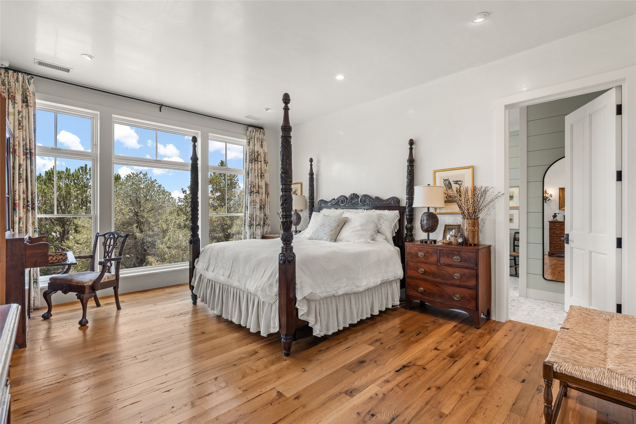 1015 Mansion Ridge