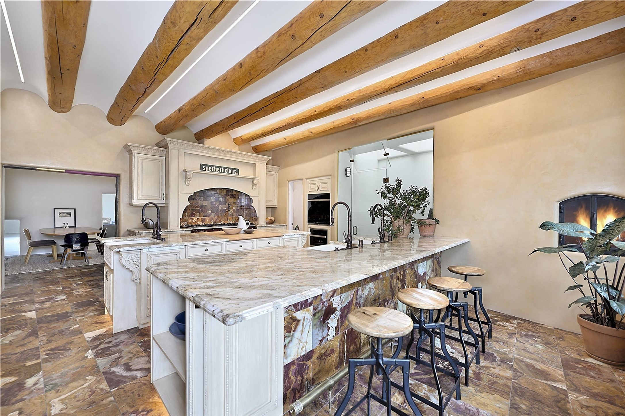415 Camino Delora