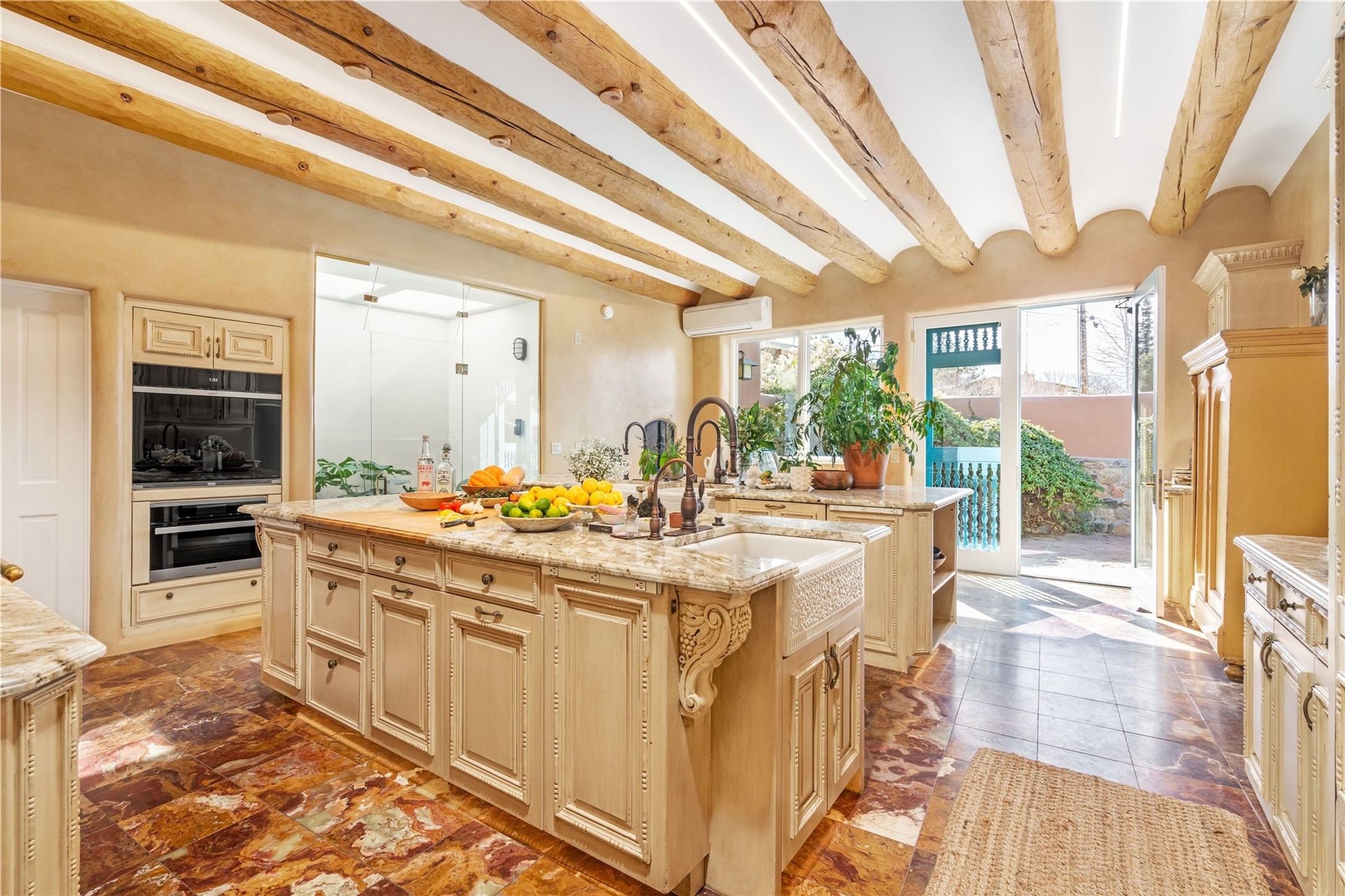 415 Camino Delora