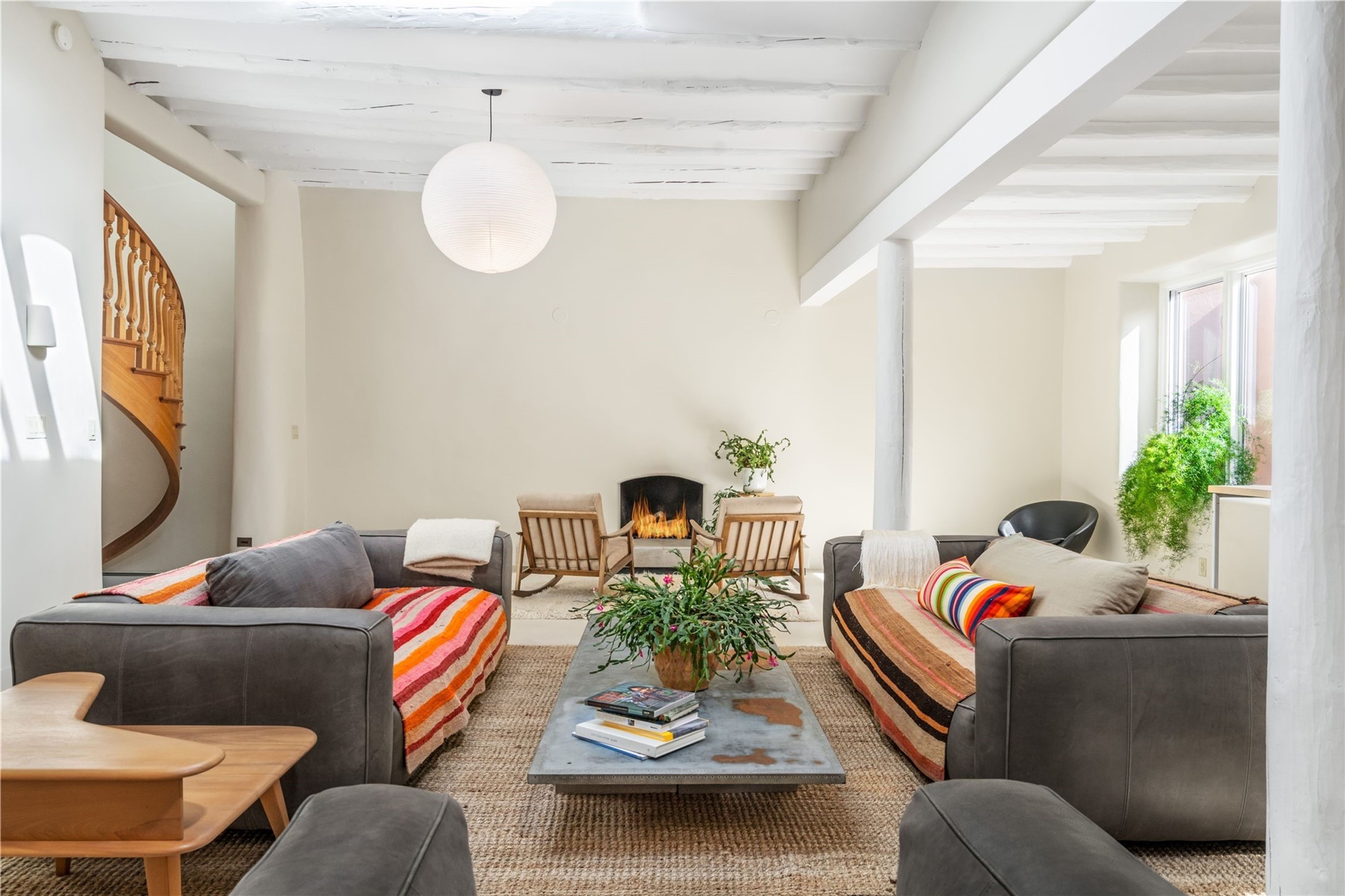 415 Camino Delora