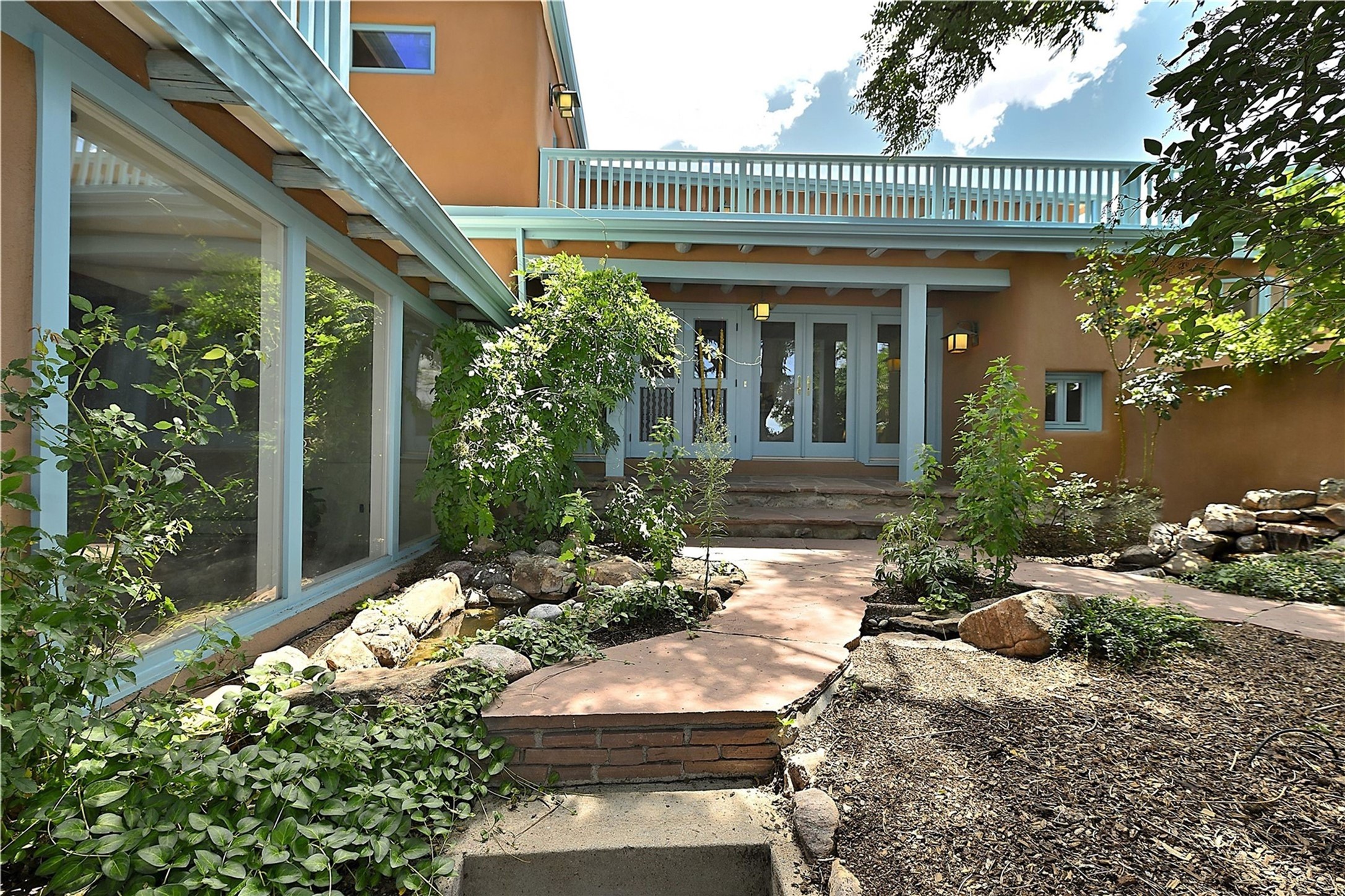 415 Camino Delora