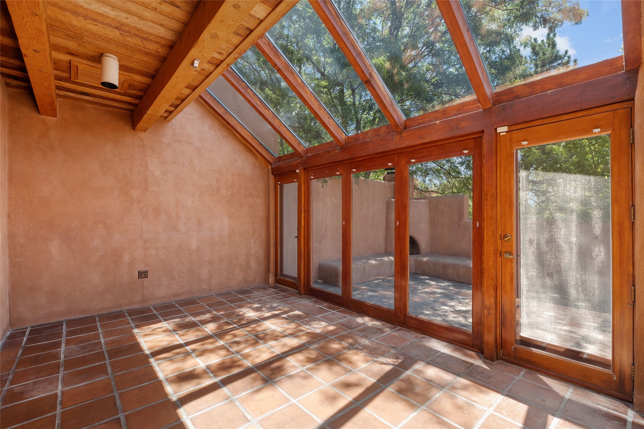 707 E Palace Avenue 8