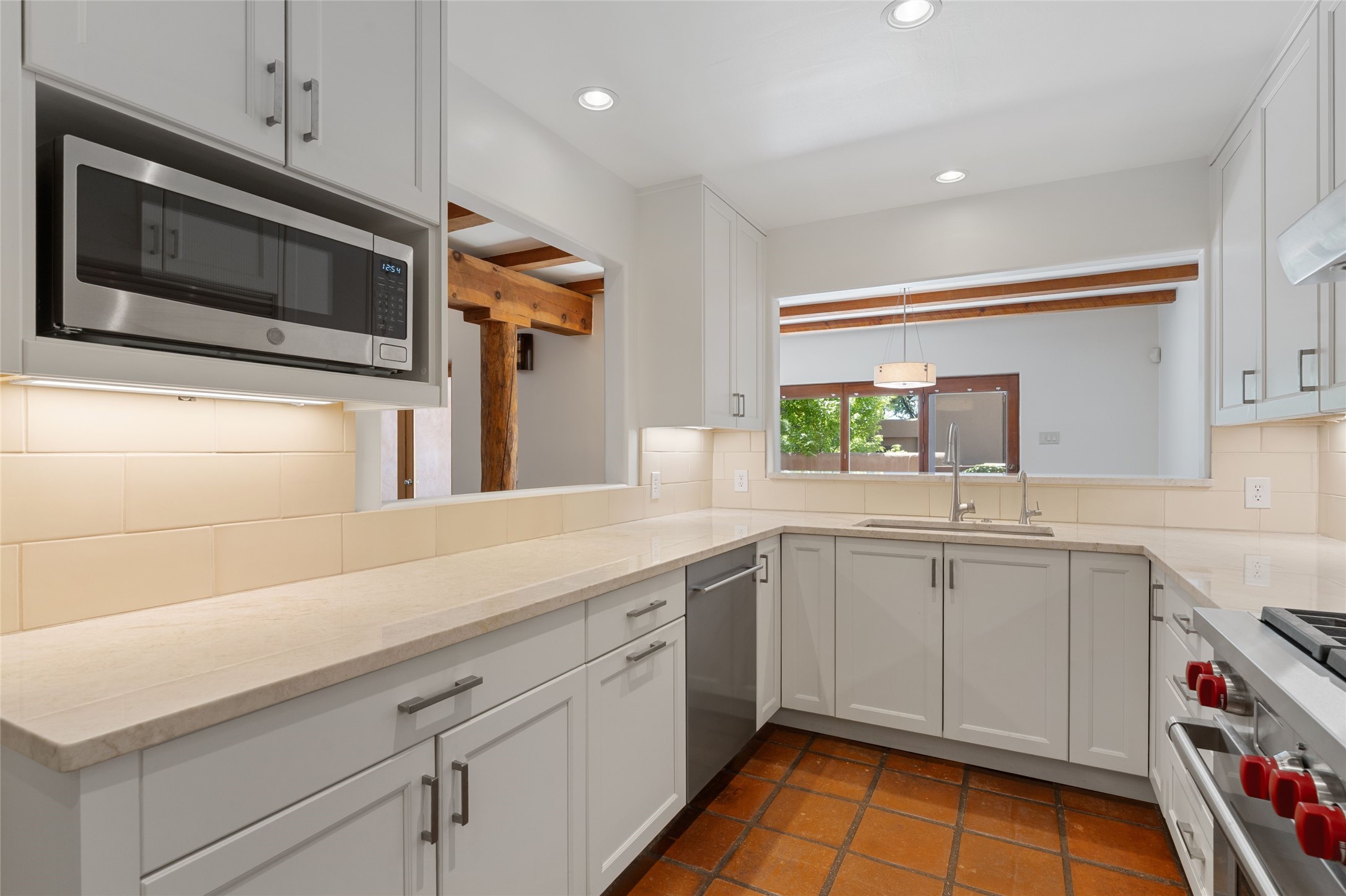 707 E Palace Avenue 8