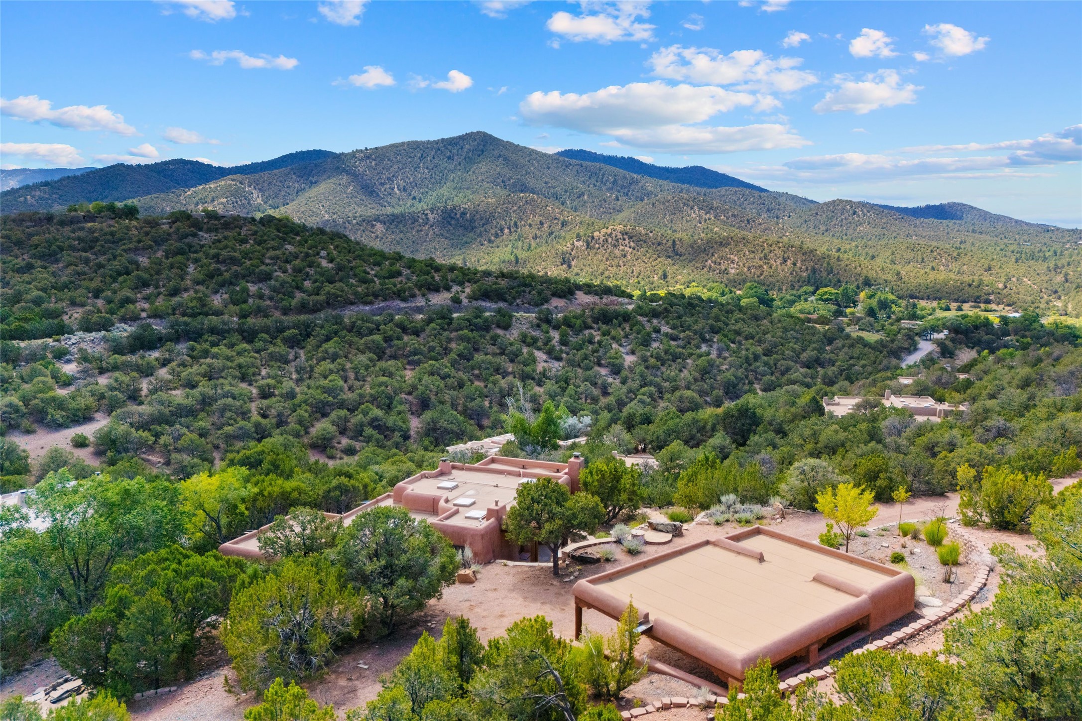 1567 Cerro Gordo Road