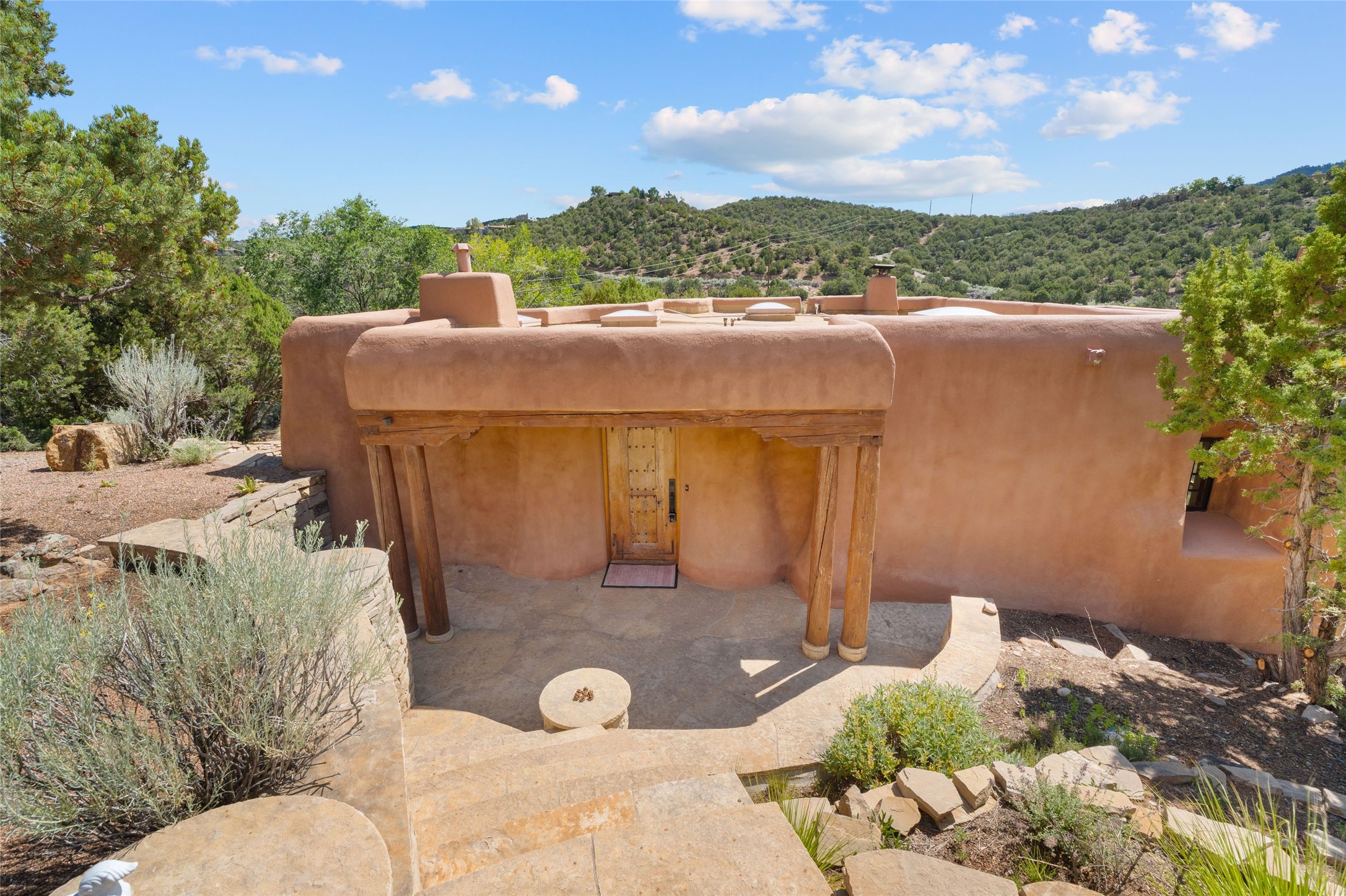 1567 Cerro Gordo Road