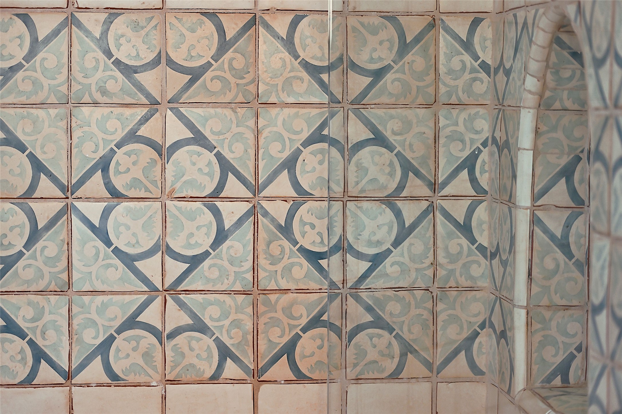 576 Camino Del Monte Sol