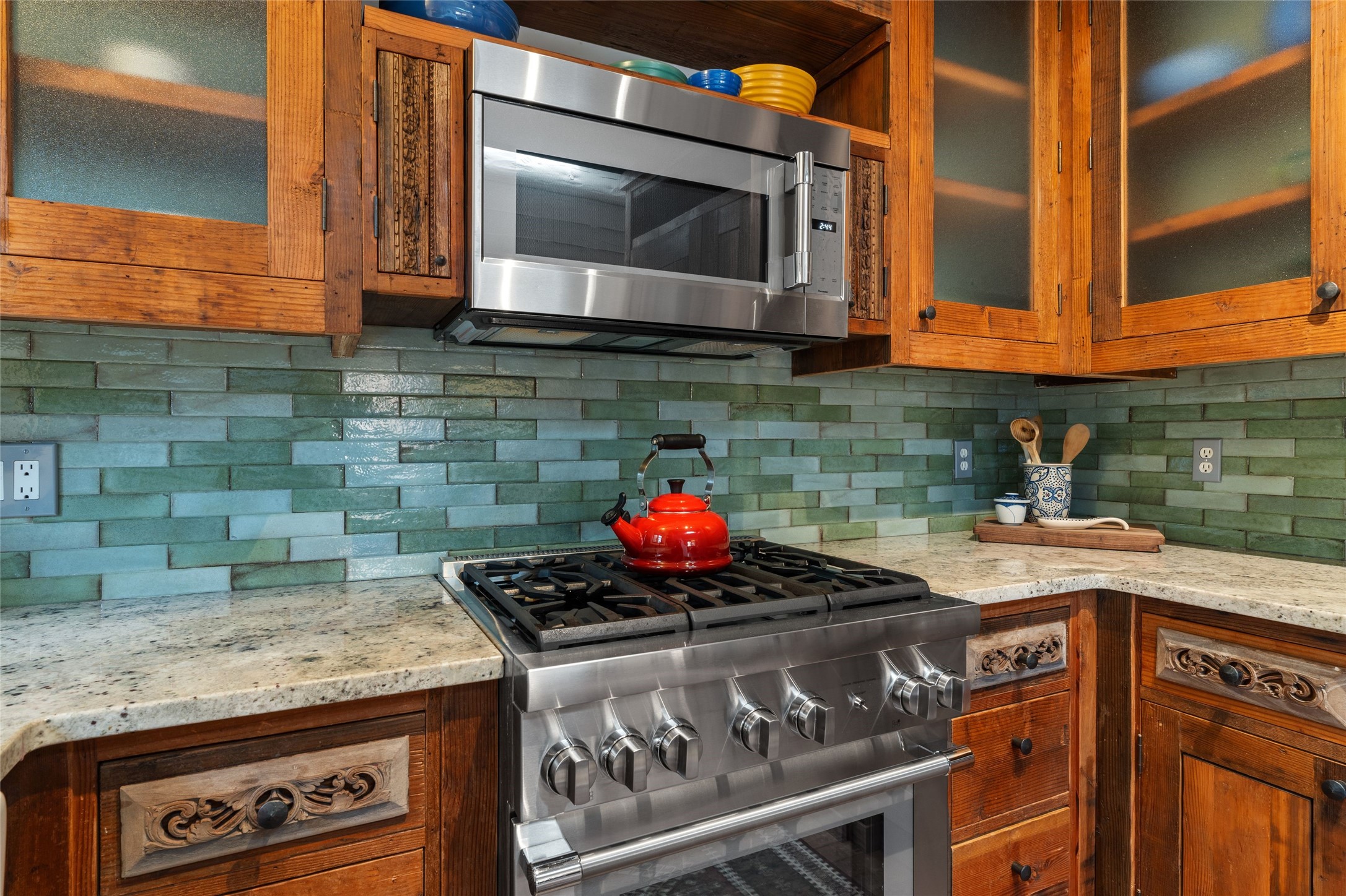 576 Camino Del Monte Sol