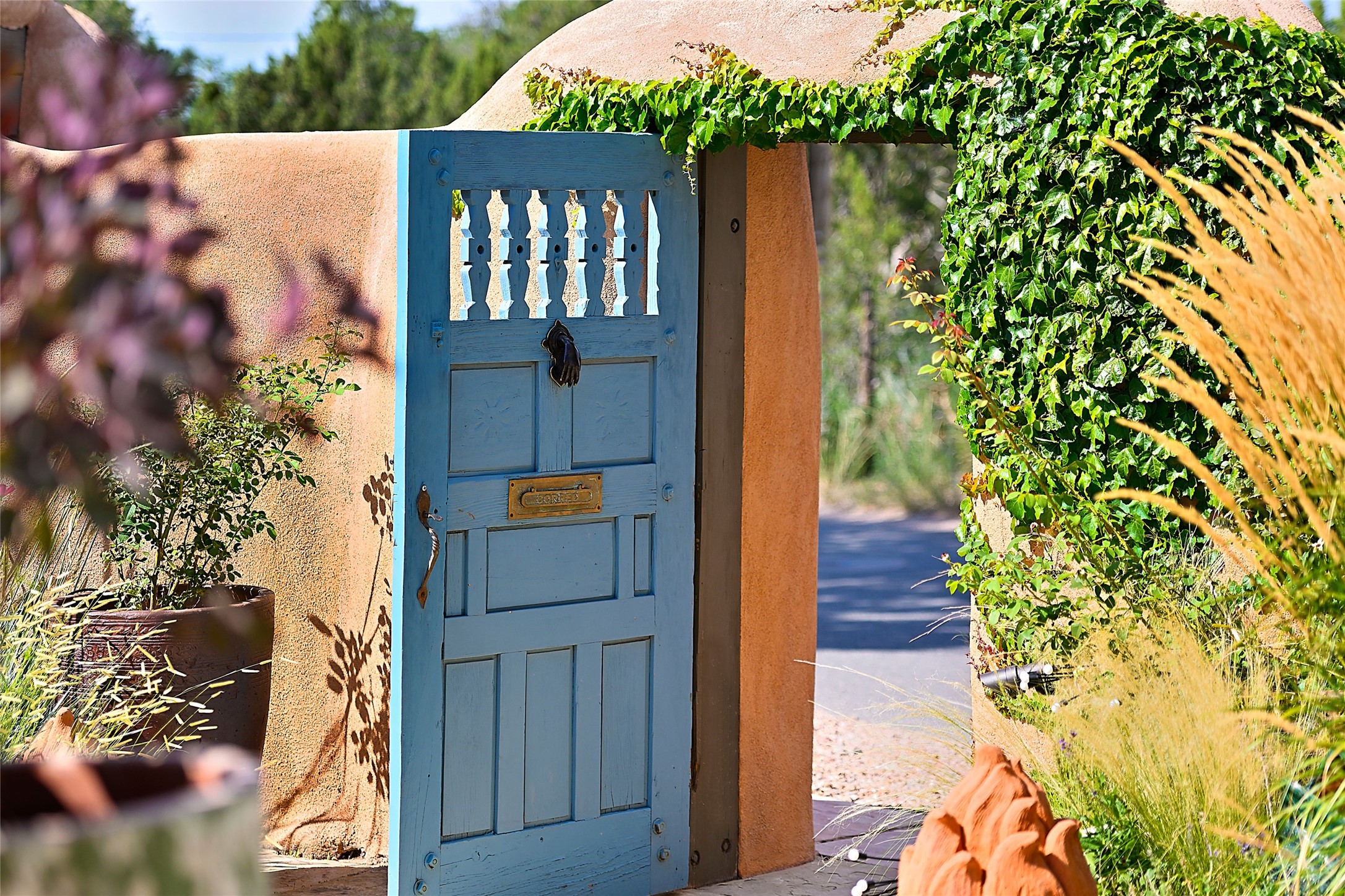 576 Camino Del Monte Sol