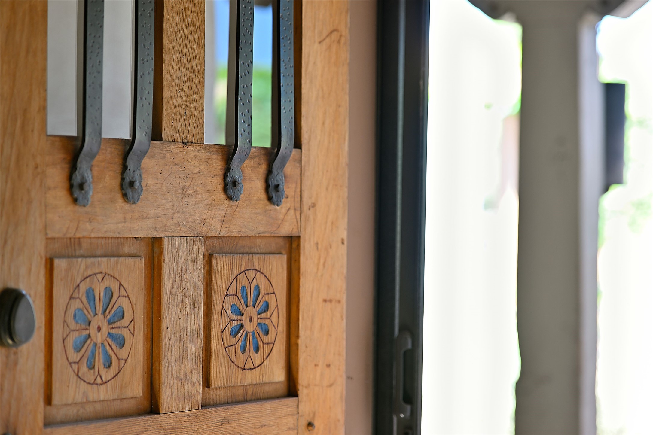 576 Camino Del Monte Sol