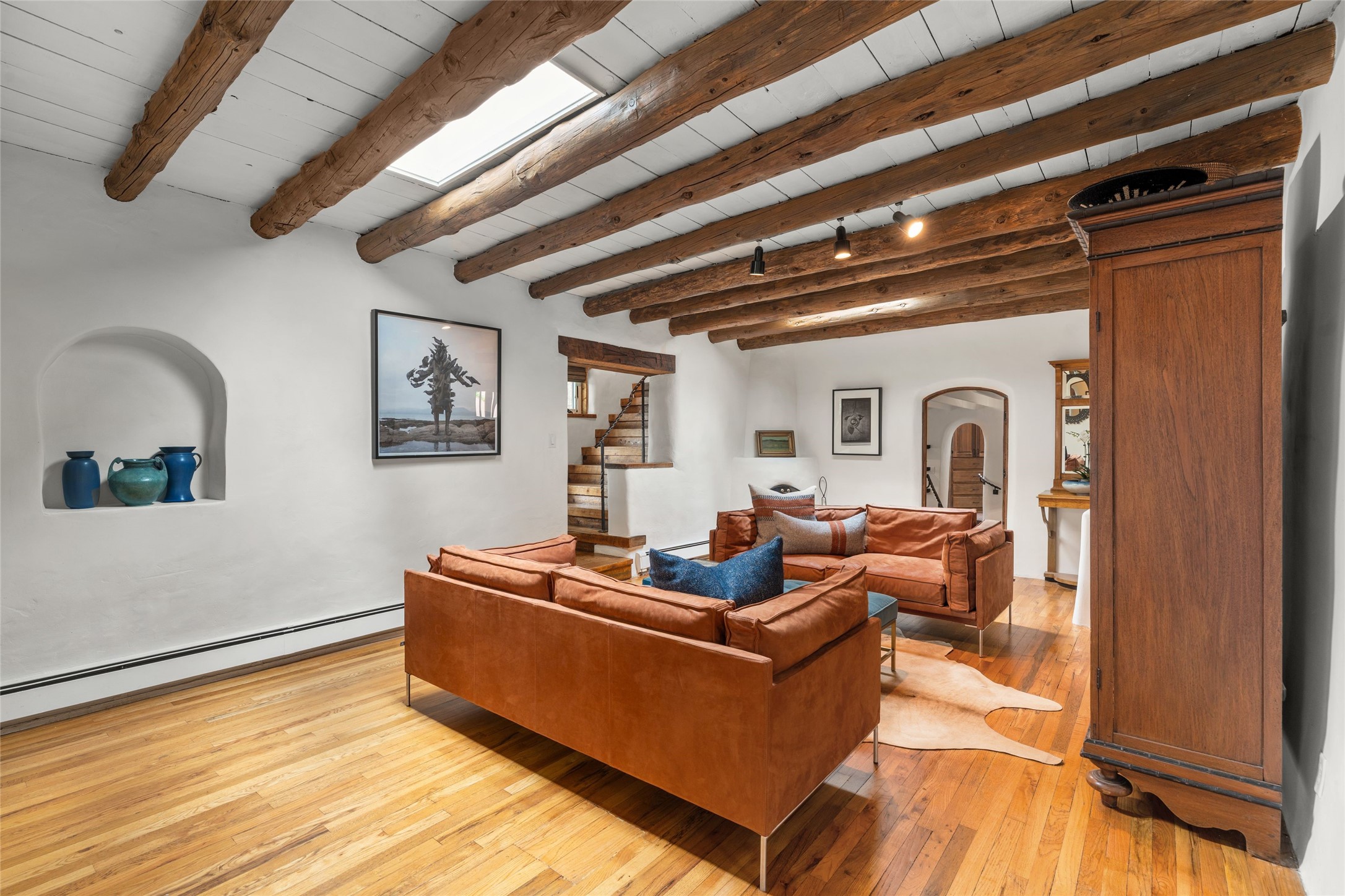 576 Camino Del Monte Sol