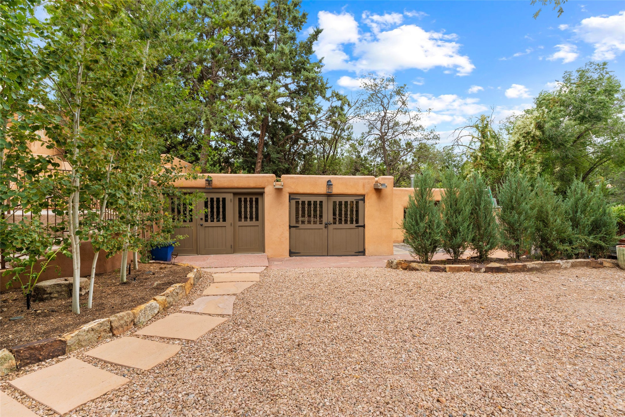 576 Camino Del Monte Sol