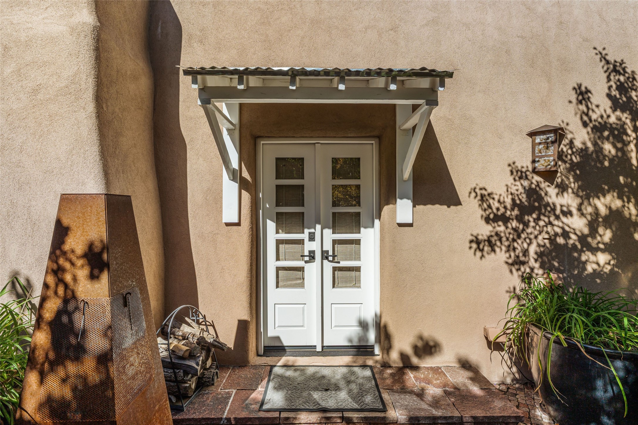 615 Don Felix Street