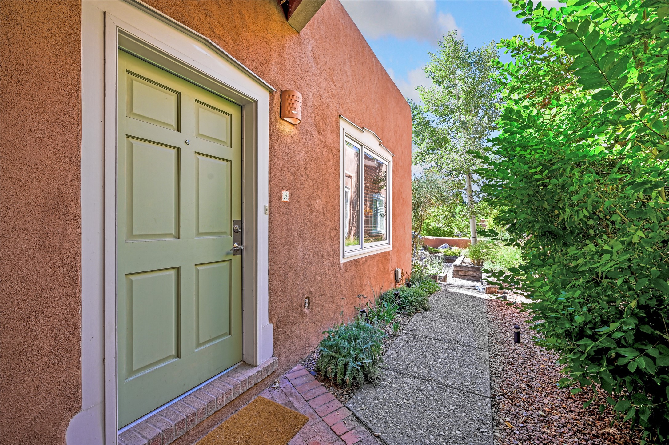 701 Alameda 2