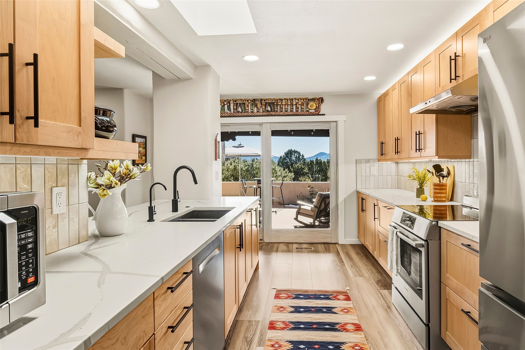 317 Calle Loma Norte