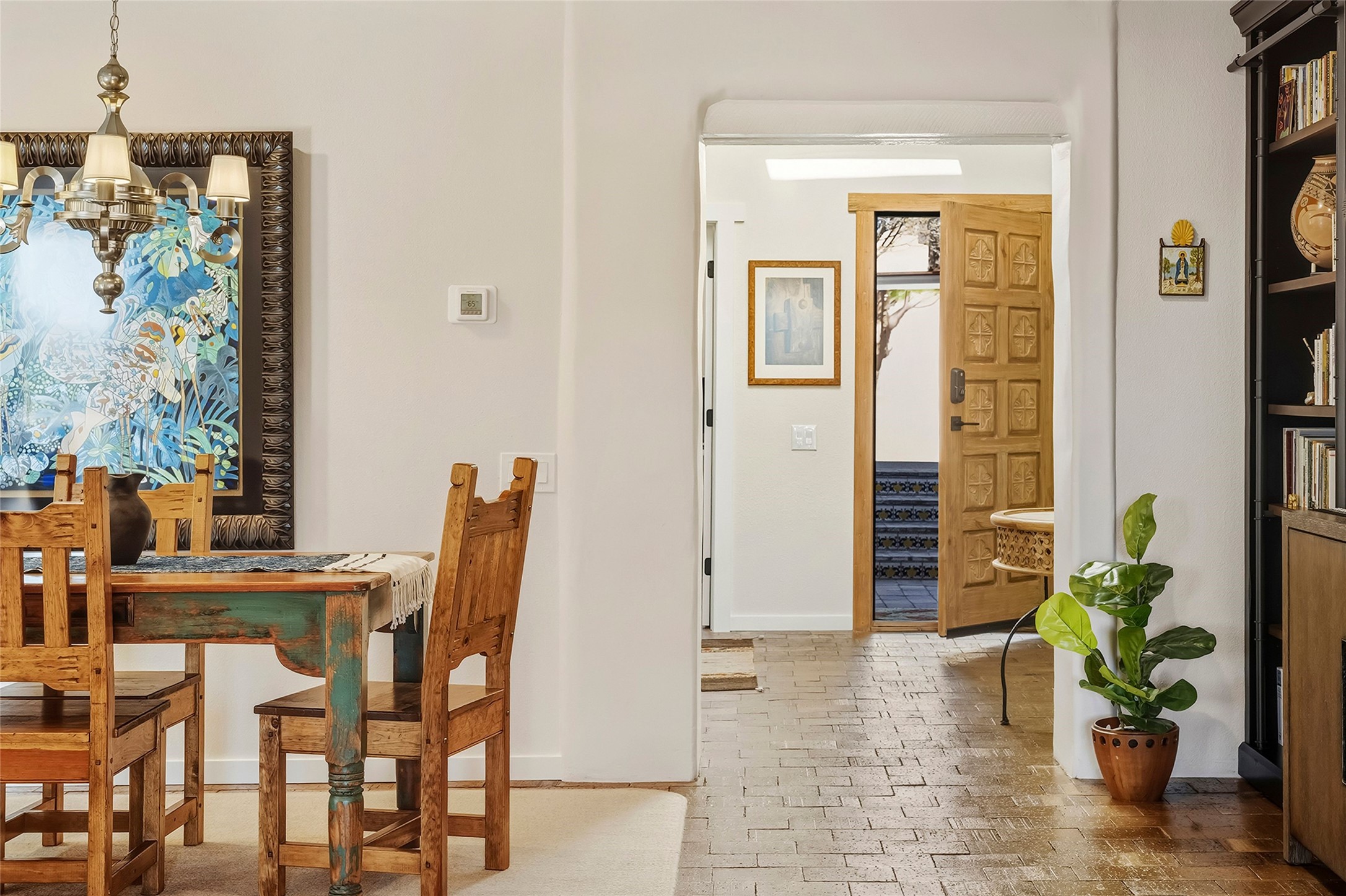 317 Calle Loma Norte