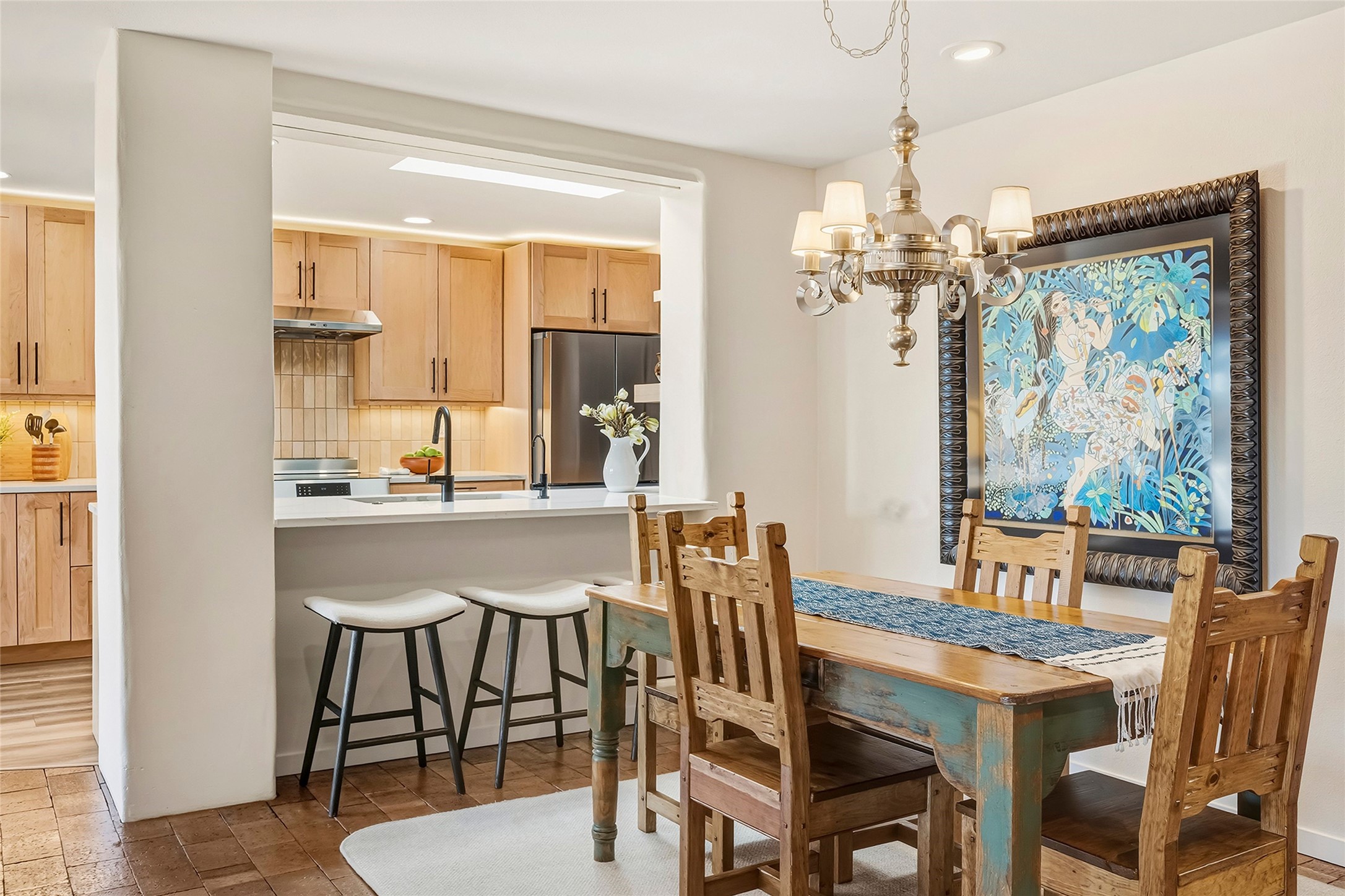 317 Calle Loma Norte