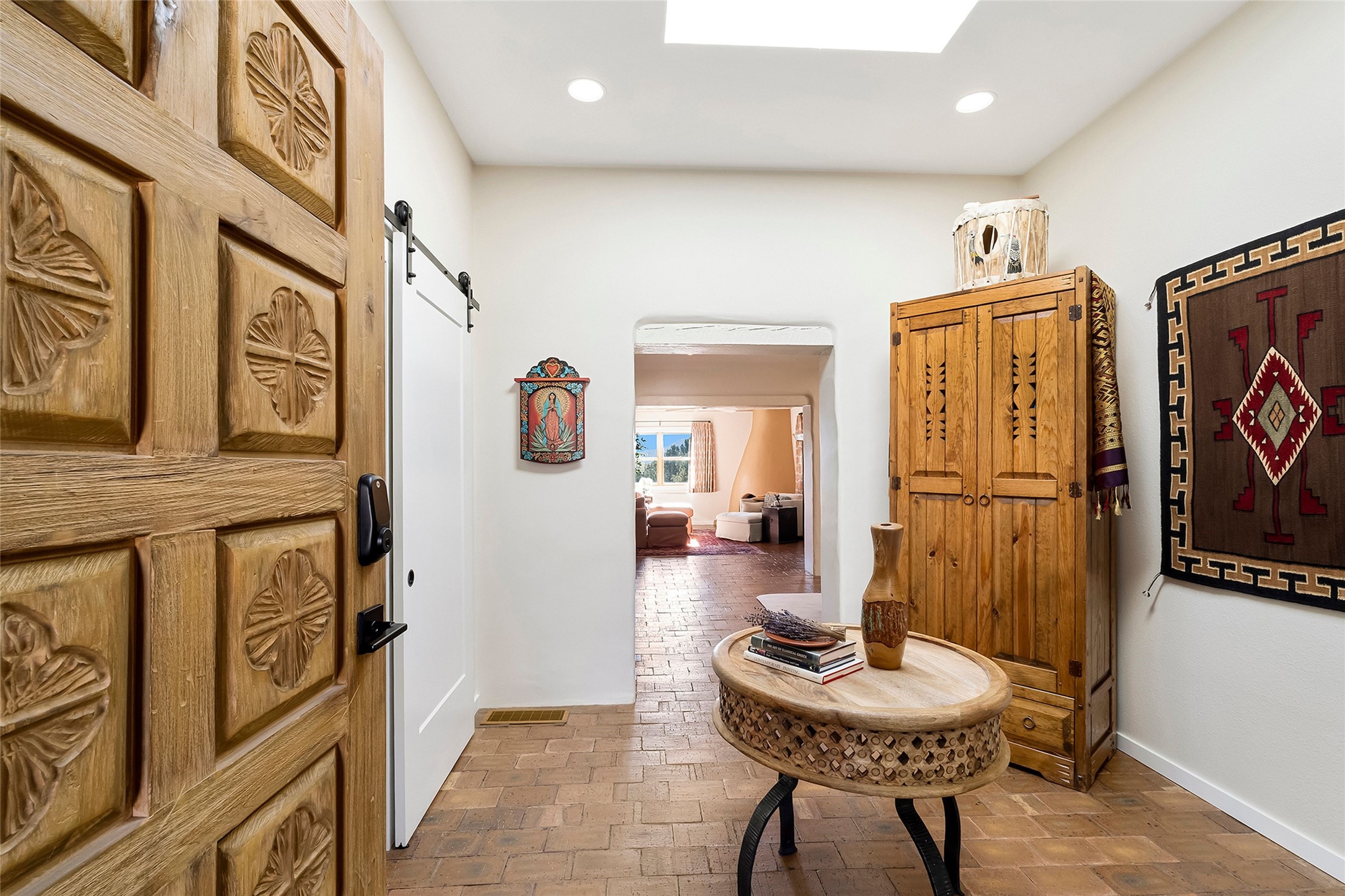 317 Calle Loma Norte
