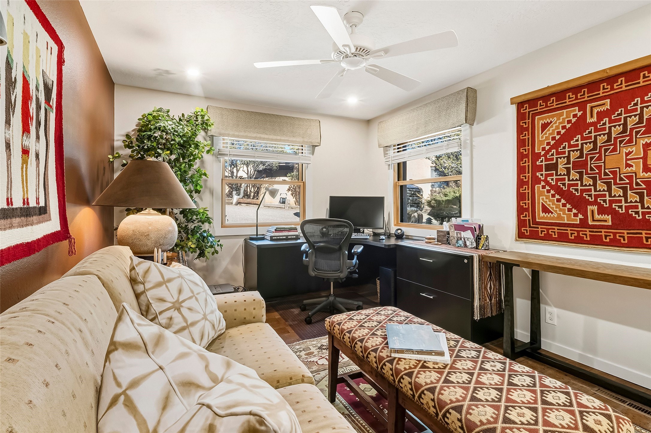 317 Calle Loma Norte
