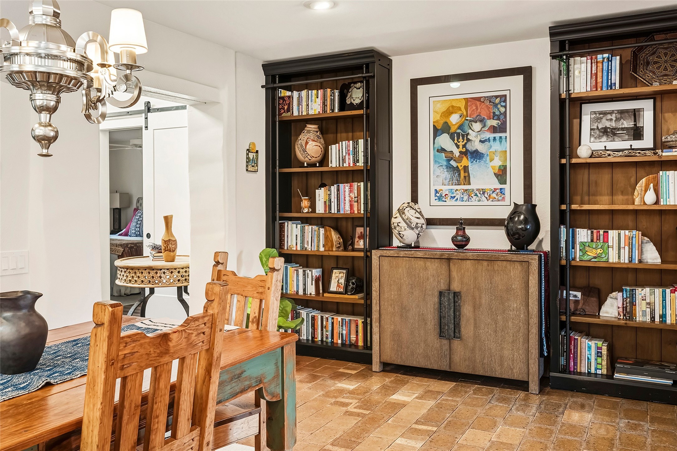 317 Calle Loma Norte