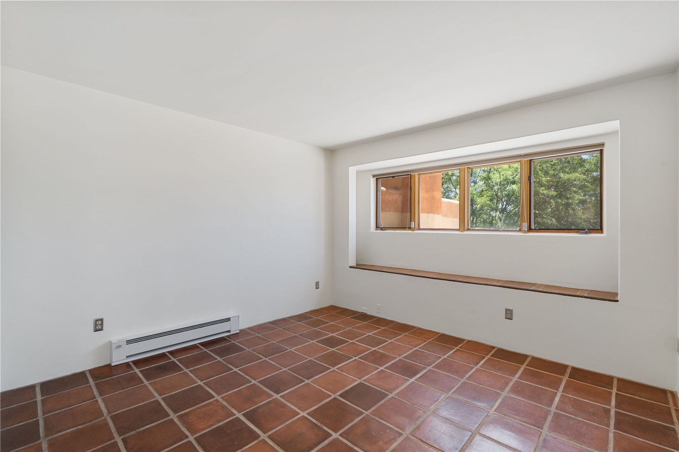 707 E Palace Avenue 8