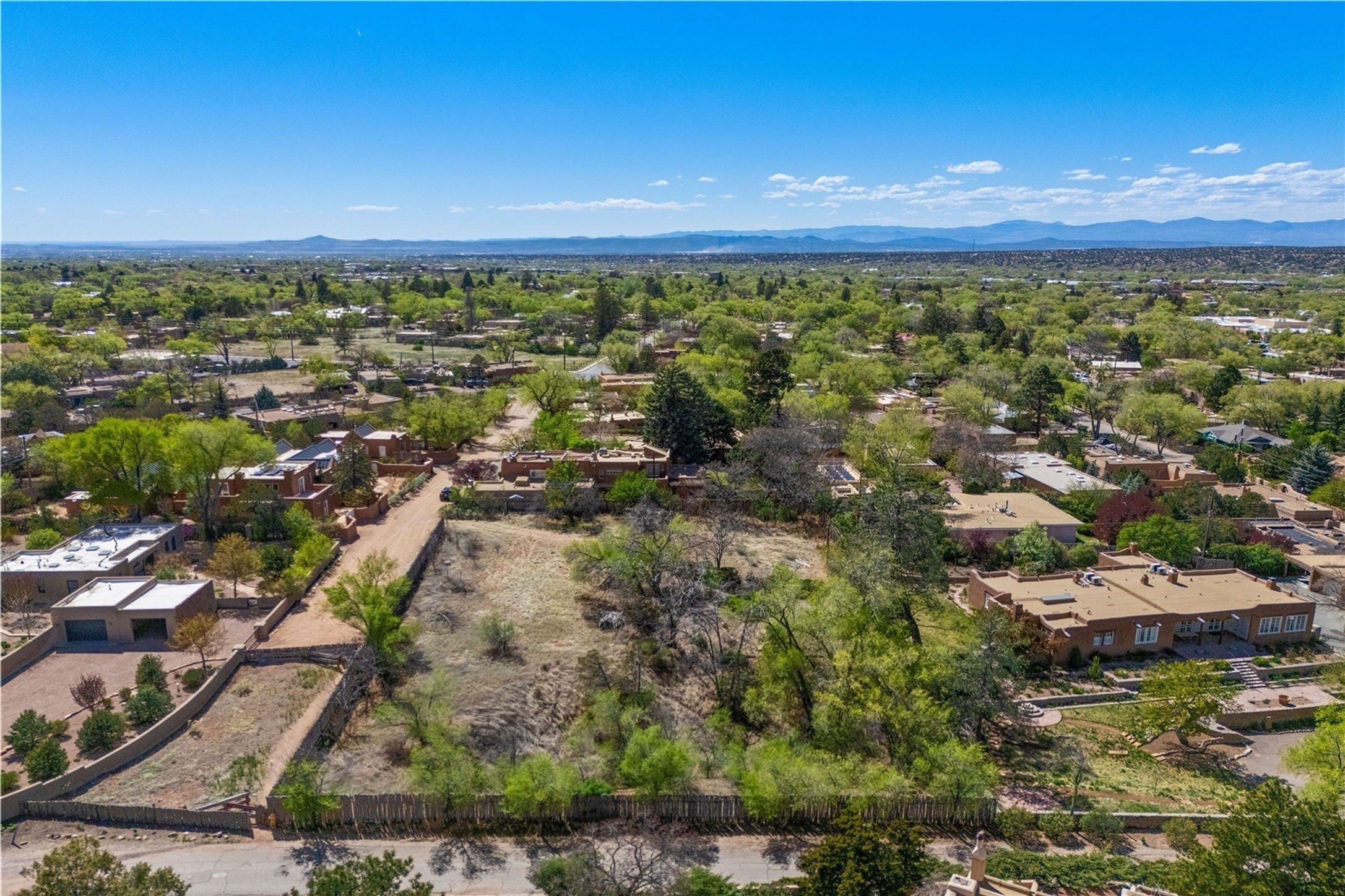 449 Camino Monte Vista
