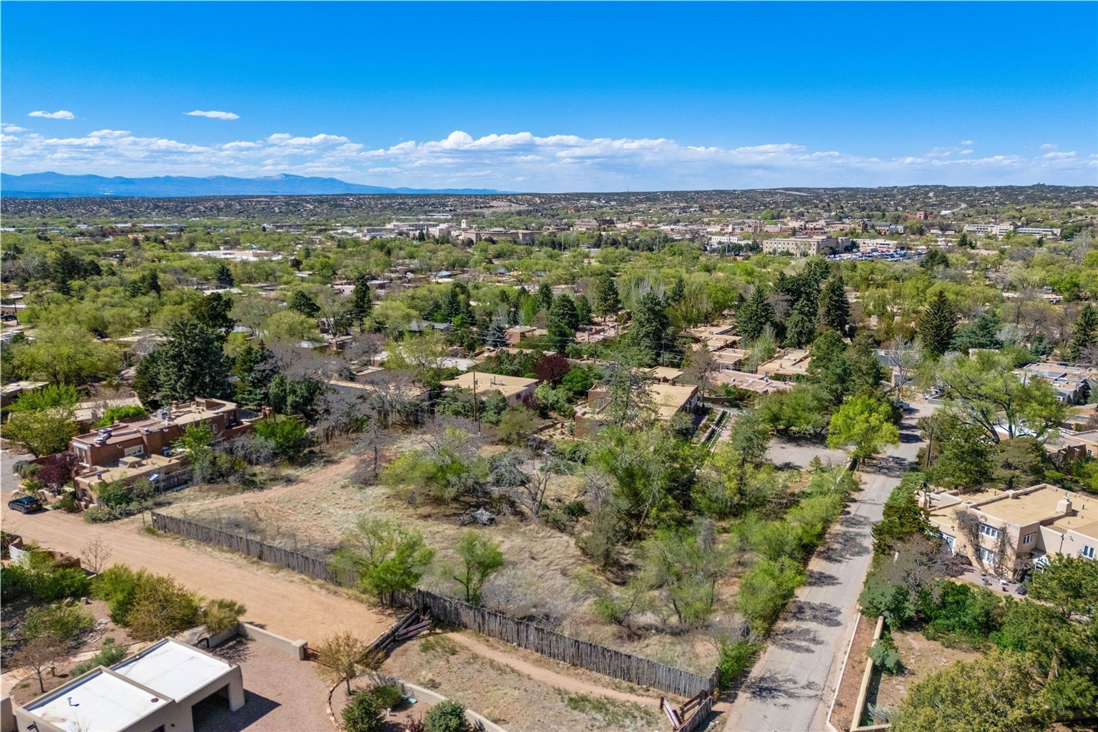 449 Camino Monte Vista