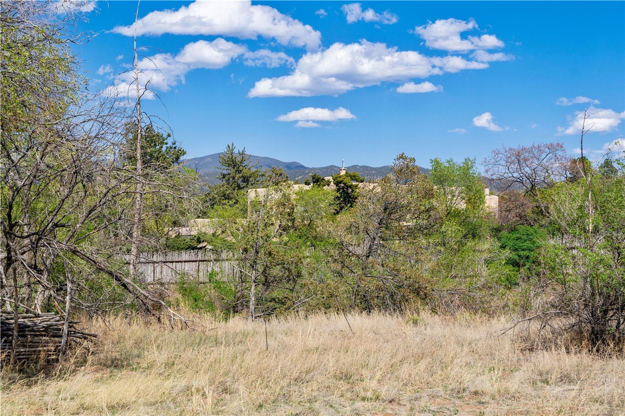 449 Camino Monte Vista