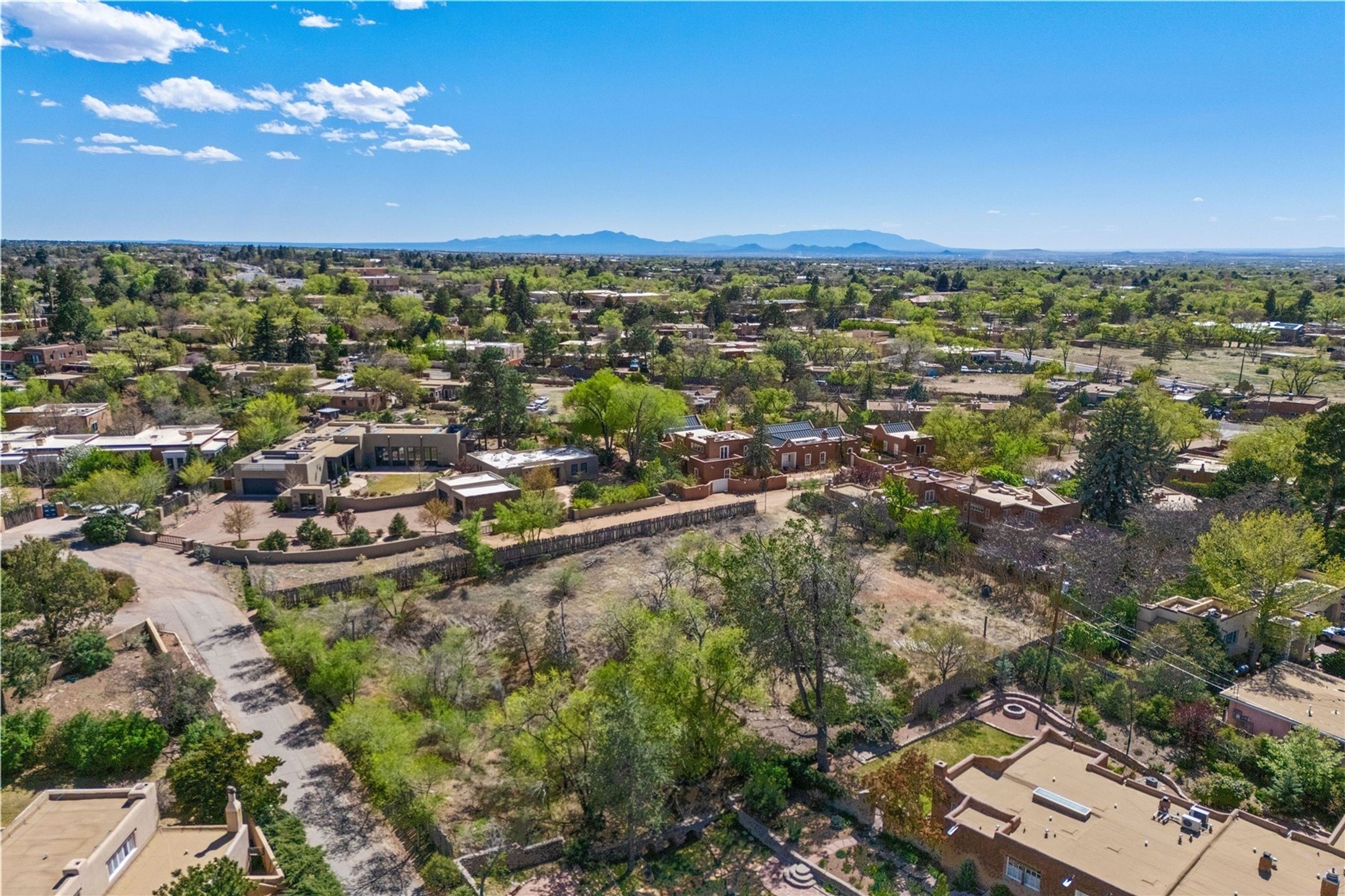 449 Camino Monte Vista