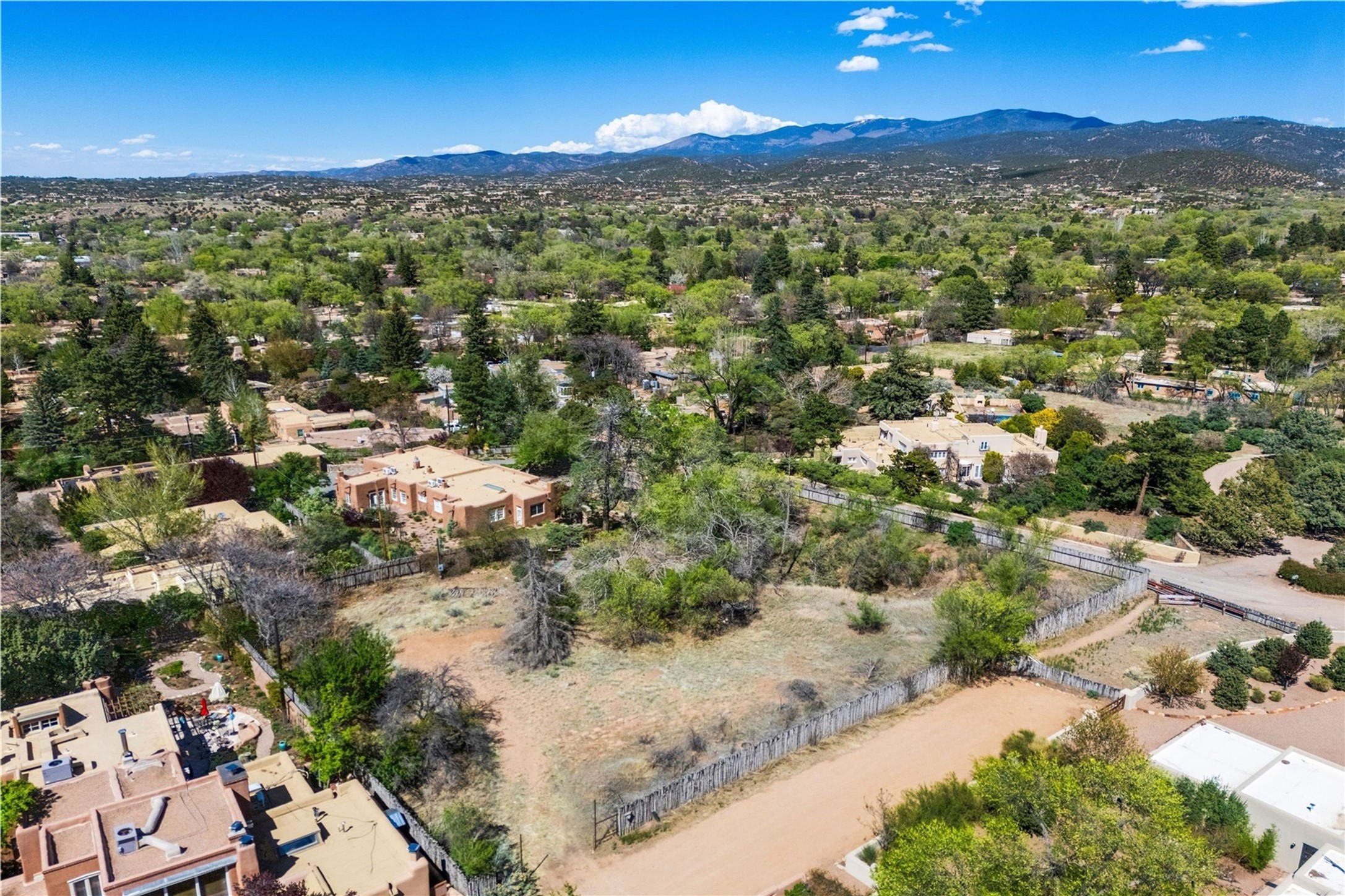 449 Camino Monte Vista