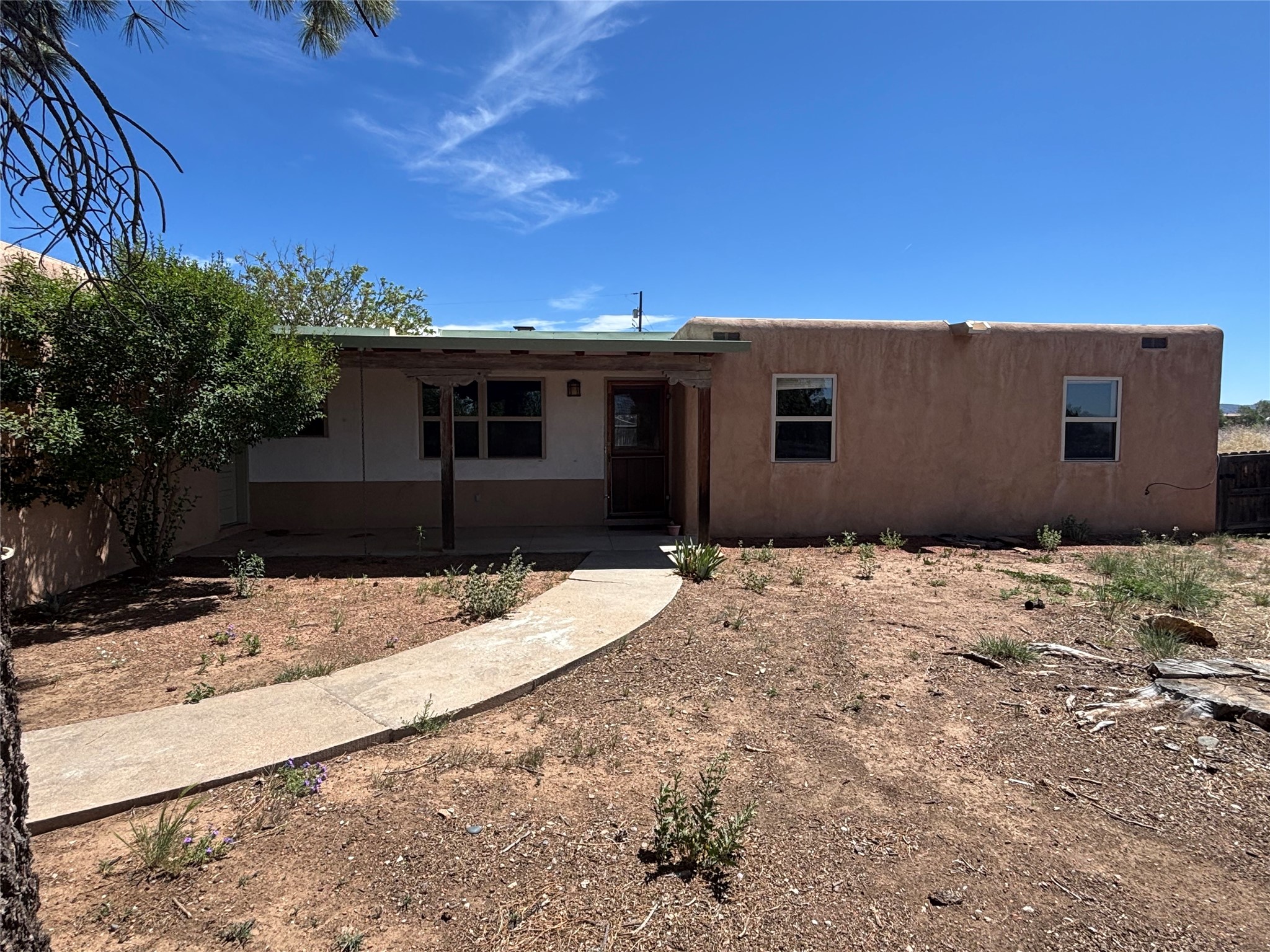 1652 Camino McMillin