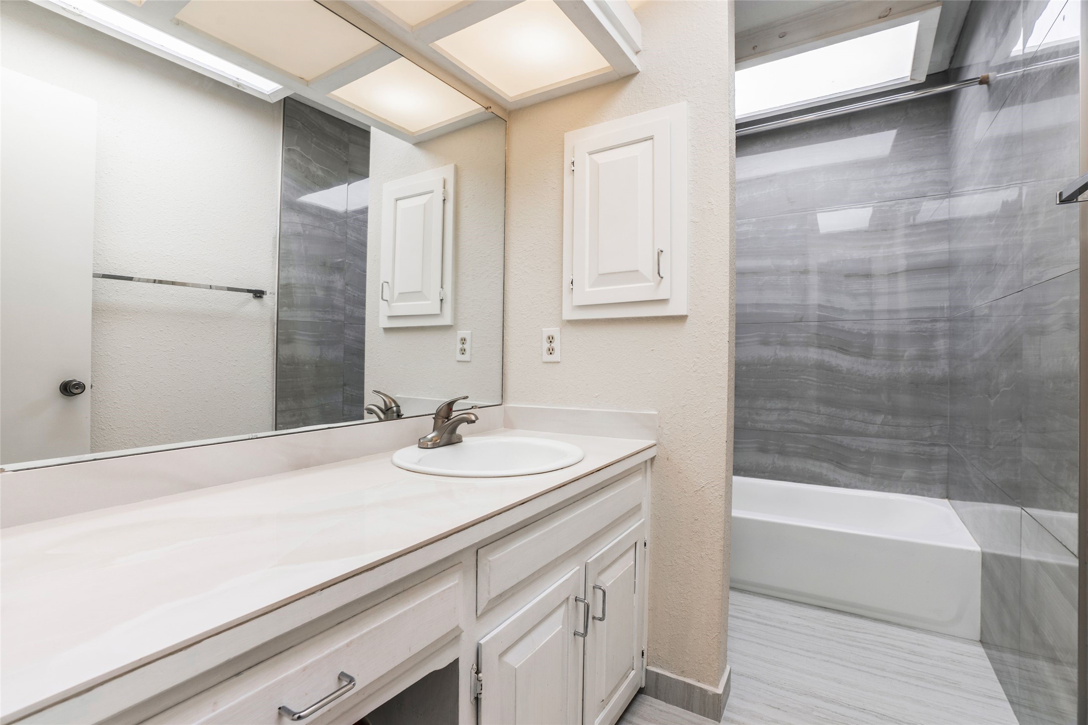 329 Calle Loma Norte 51