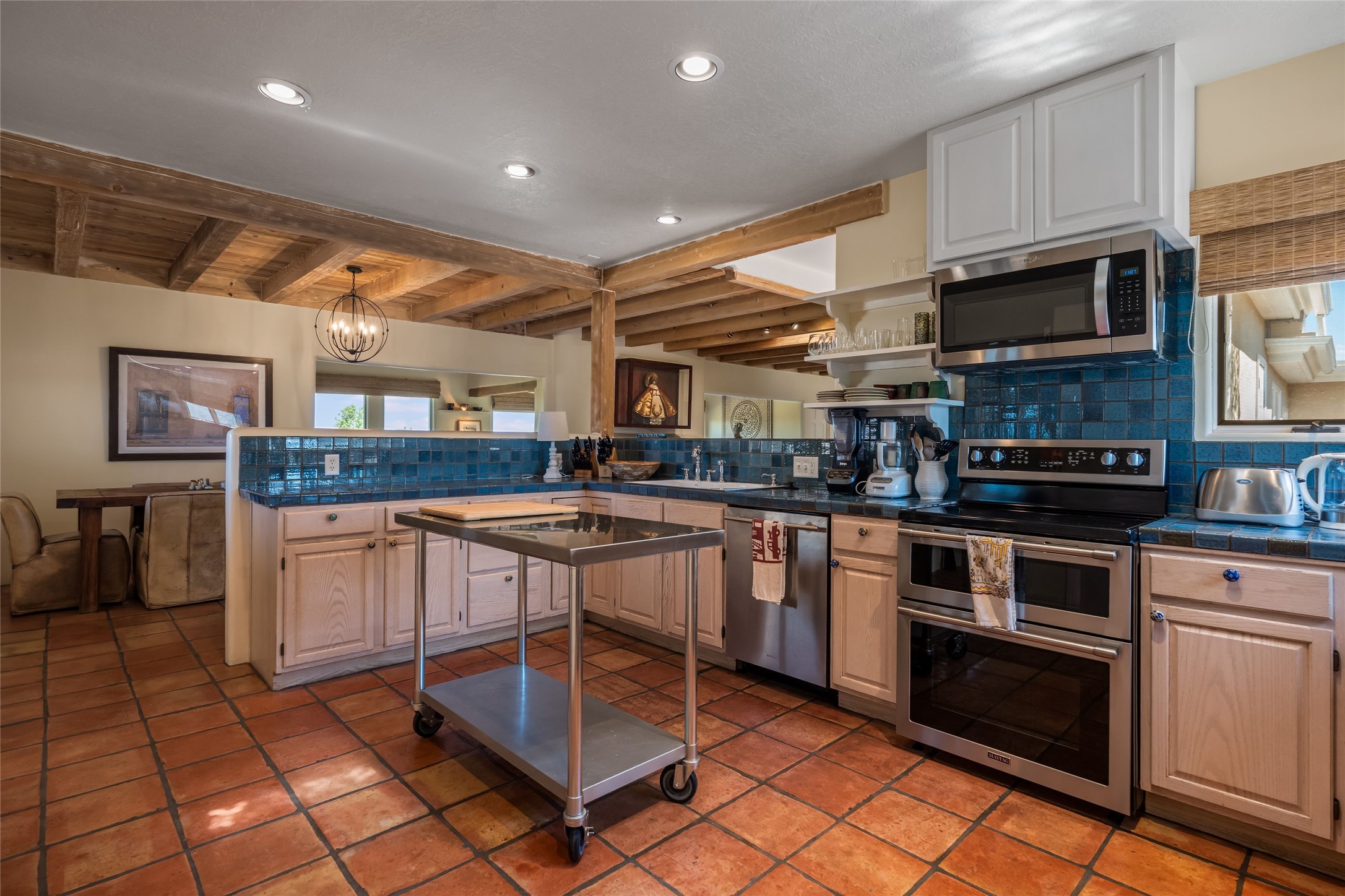 933 Stagecoach Road