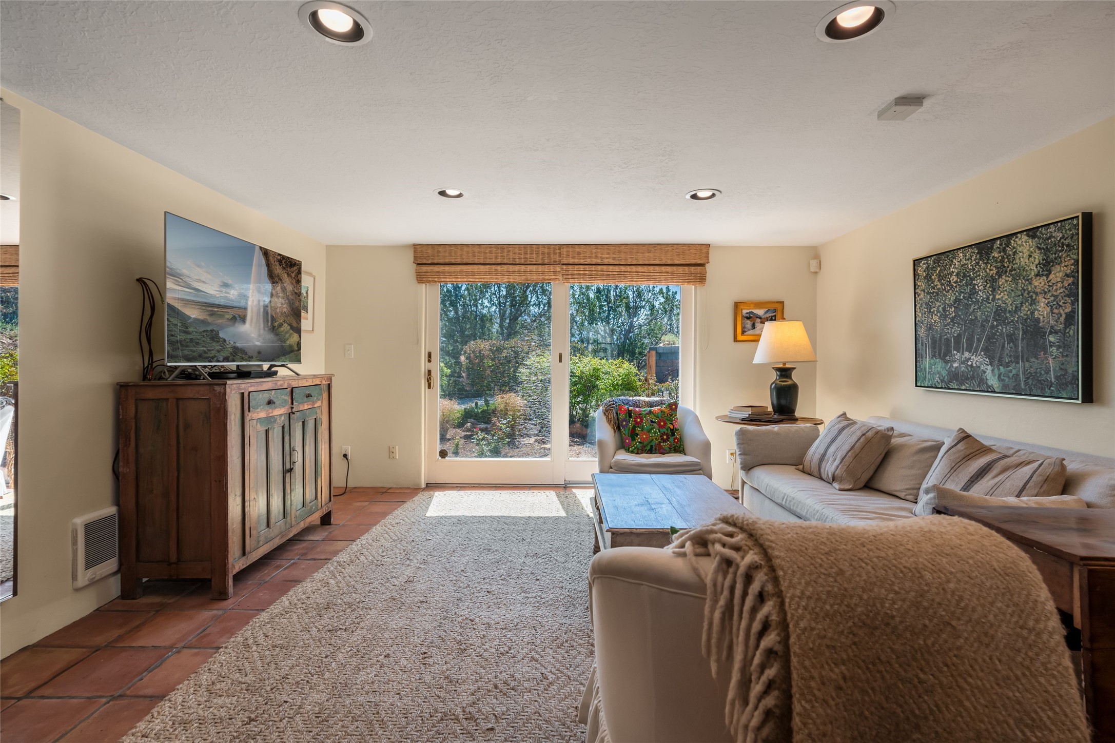 933 Stagecoach Road