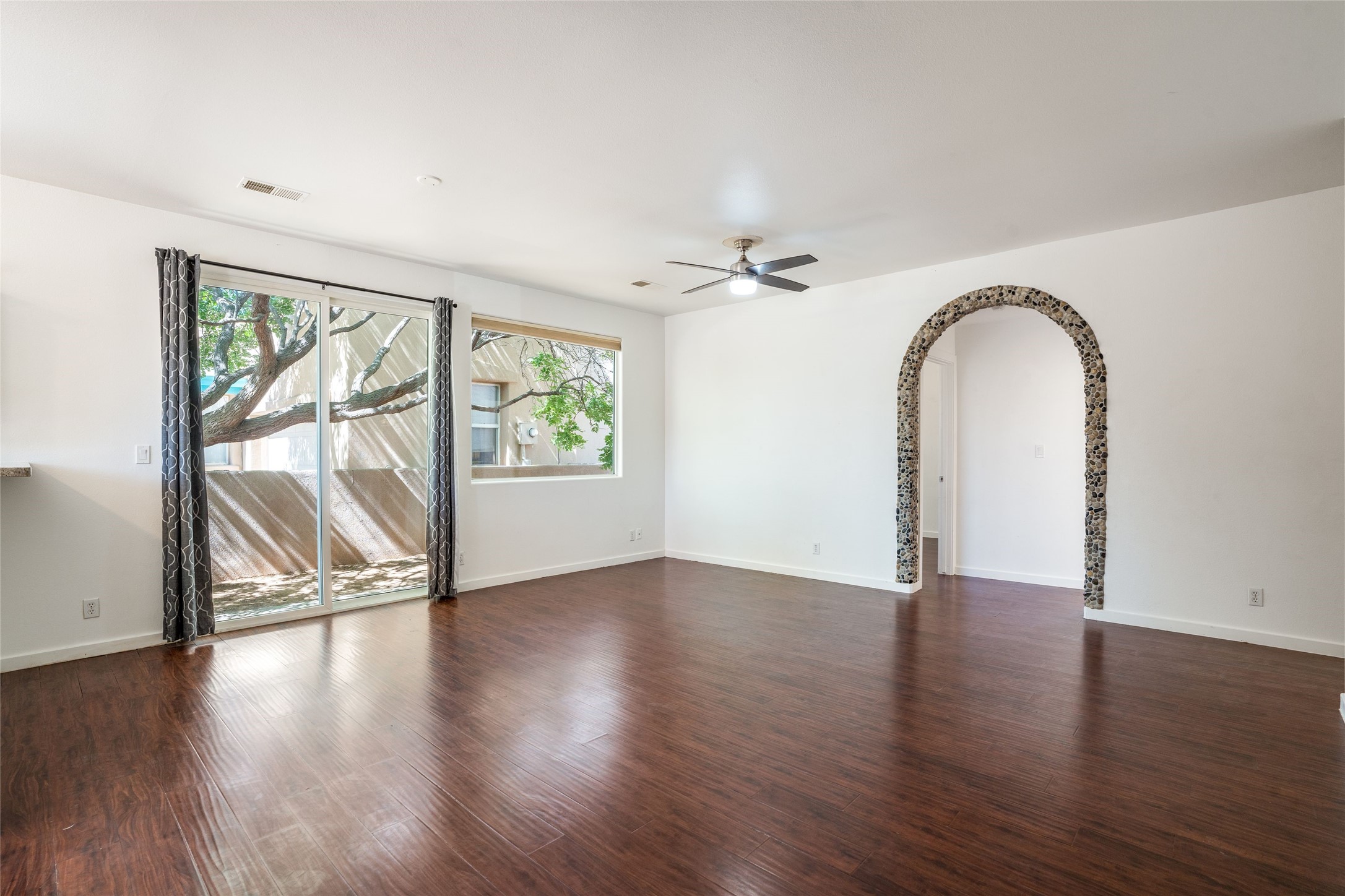 5 Eagle Thorn Place