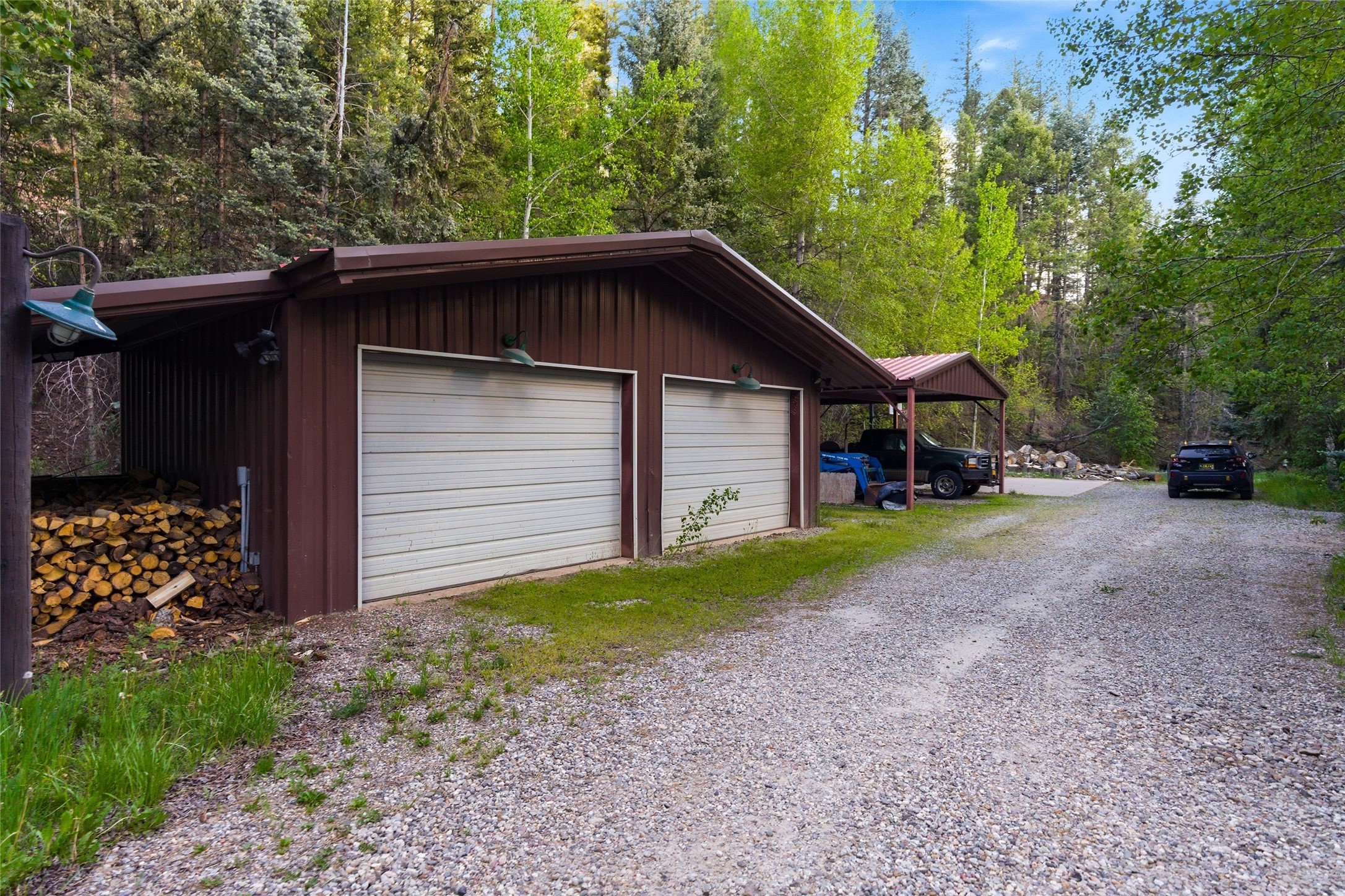 2143 Highway 63