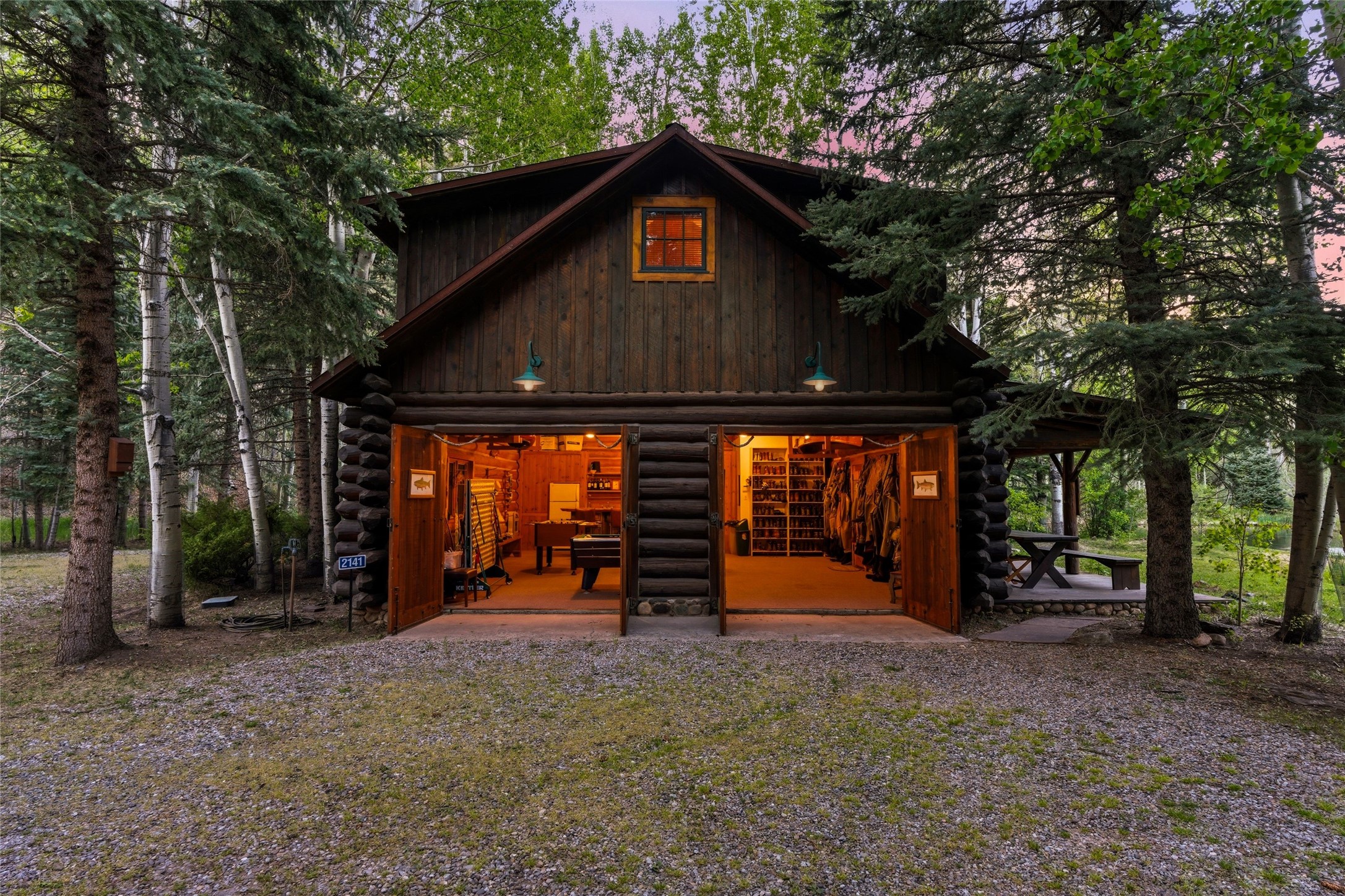2143 Highway 63
